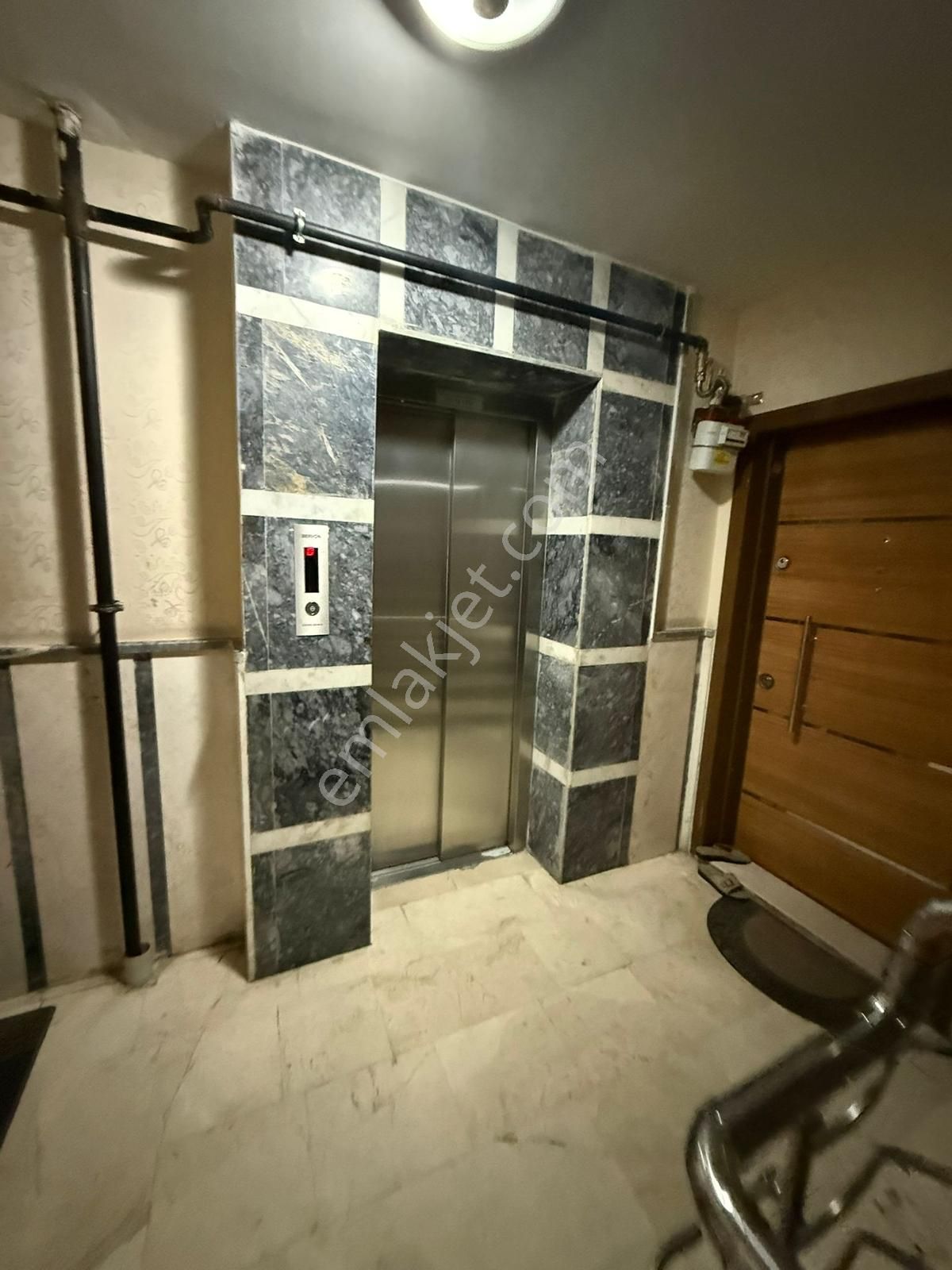 Bahçelerüstü Mah 2+1 Kot 1 Balkonlu 110 M2 İçi Yapılı - Görsel 12