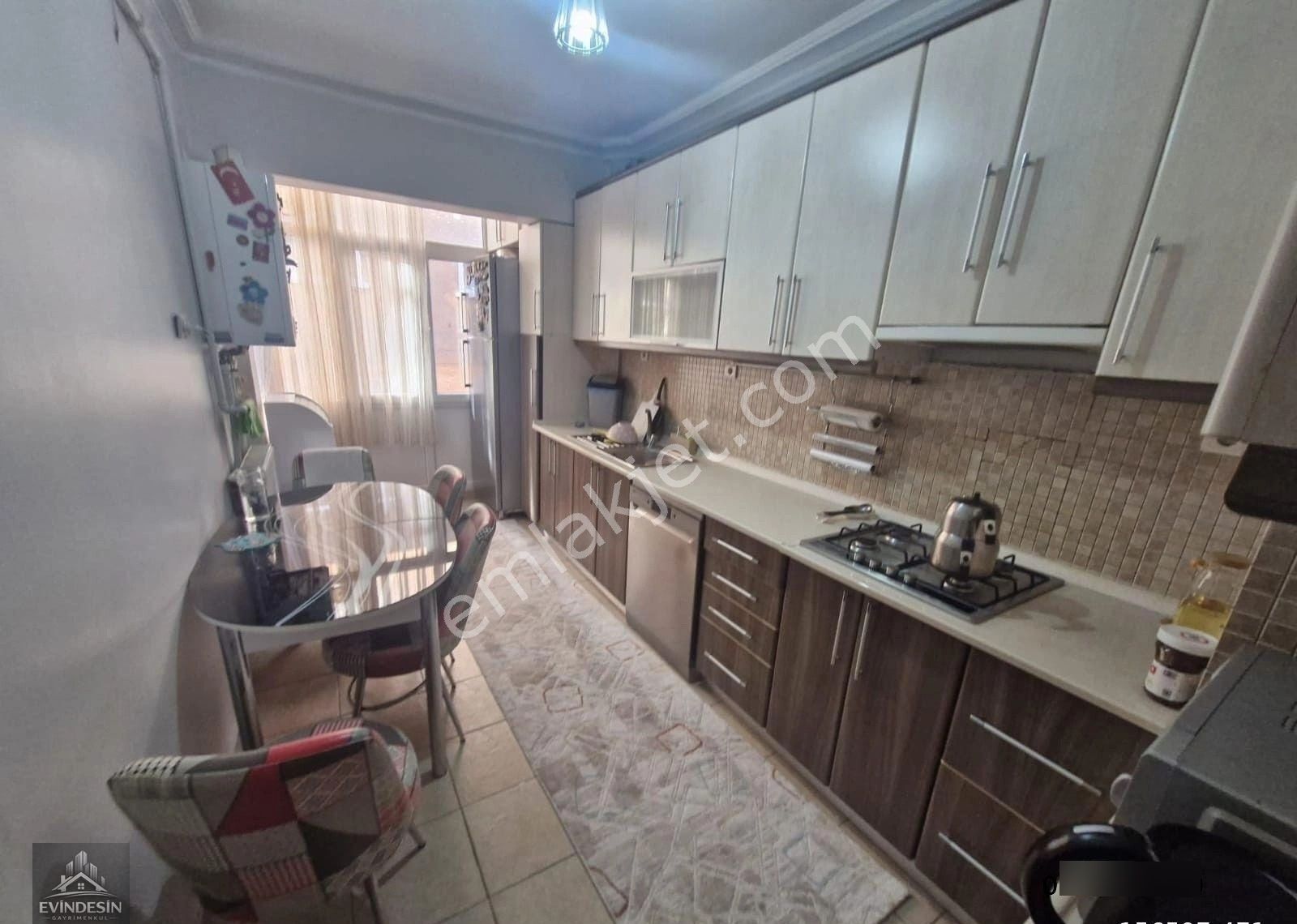 Şenlik Mahallesinde Orjinal Bağımsız 3+1 Katta Merkezi Konumda Satılık - Görsel 6