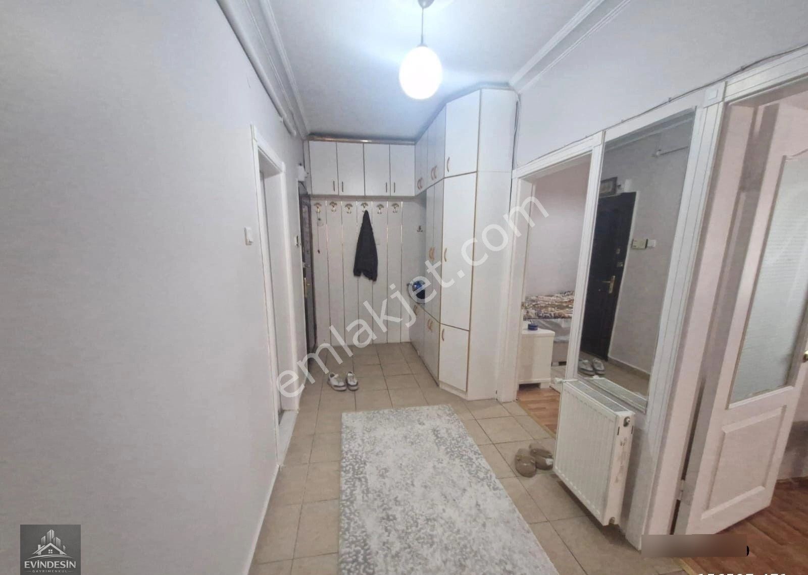 Şenlik Mahallesinde Orjinal Bağımsız 3+1 Katta Merkezi Konumda Satılık - Görsel 21