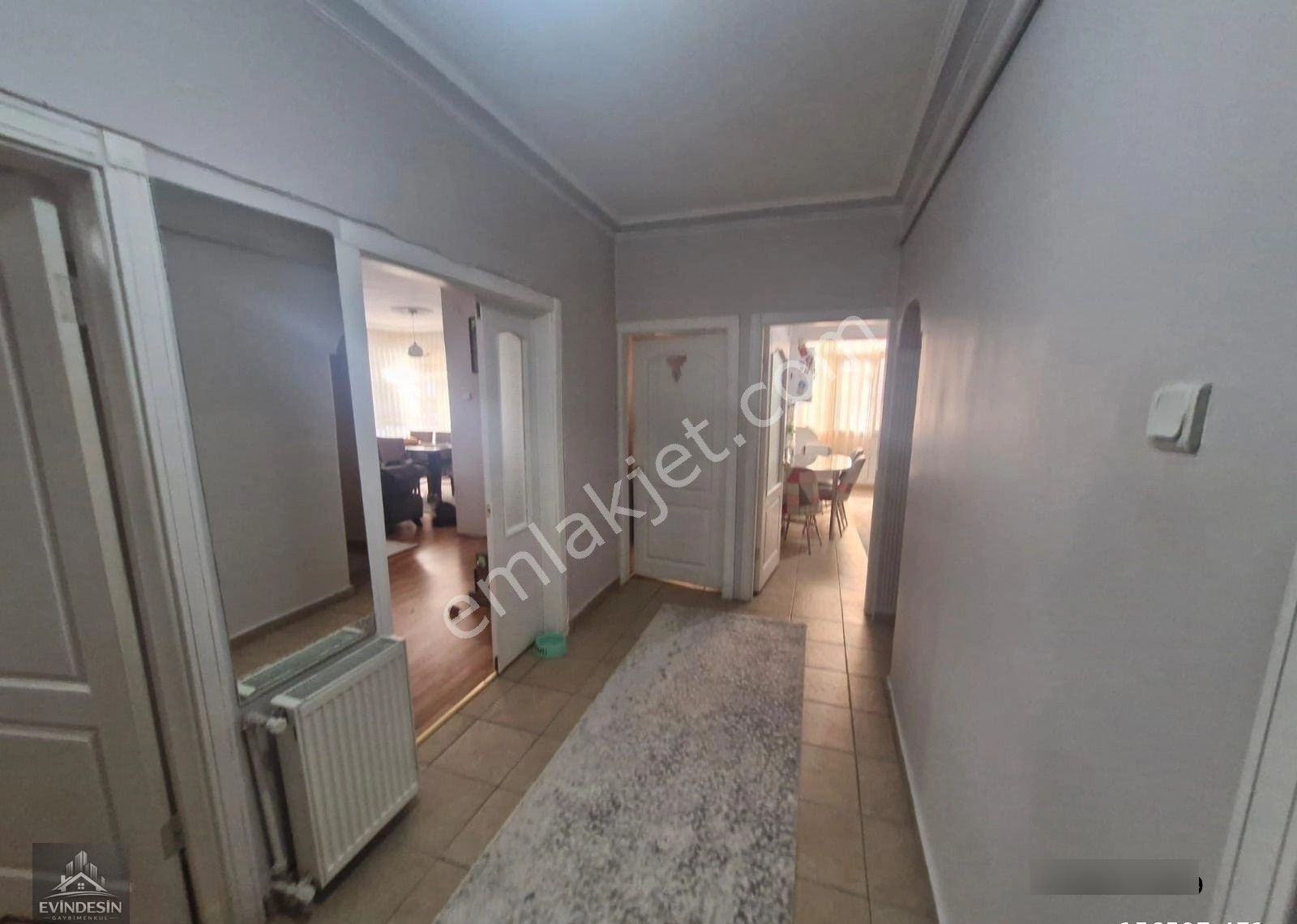 Şenlik Mahallesinde Orjinal Bağımsız 3+1 Katta Merkezi Konumda Satılık - Görsel 2