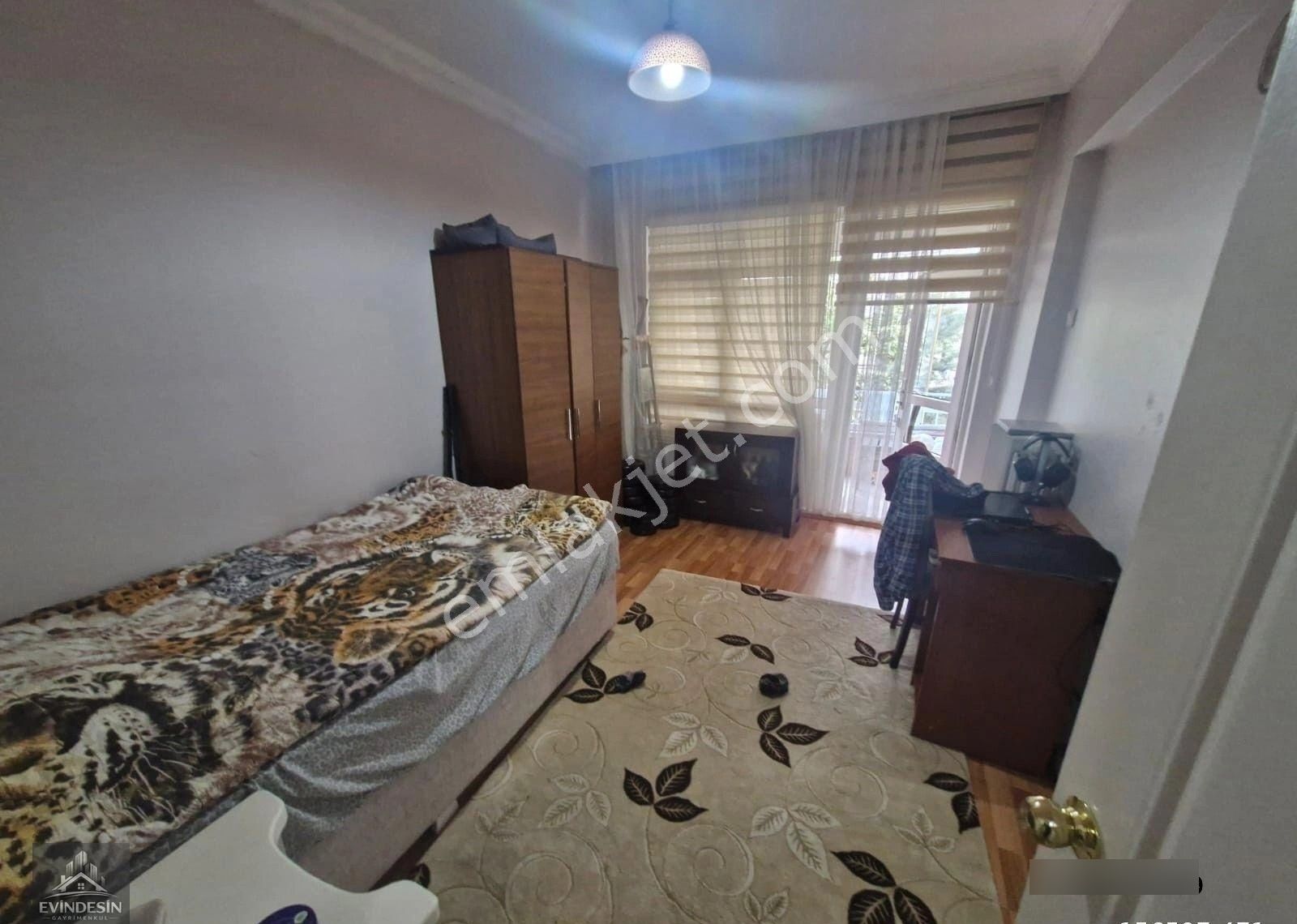 Şenlik Mahallesinde Orjinal Bağımsız 3+1 Katta Merkezi Konumda Satılık - Görsel 12