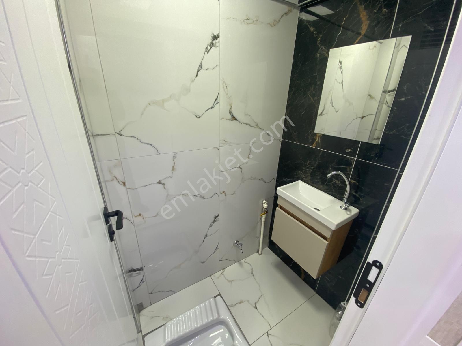 İstasyon Mahallesinde 3+1 Yapılı Fırsat Daire - Görsel 33