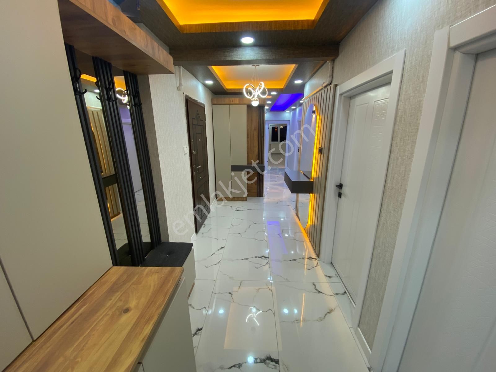 İstasyon Mahallesinde 3+1 Yapılı Fırsat Daire - Görsel 27