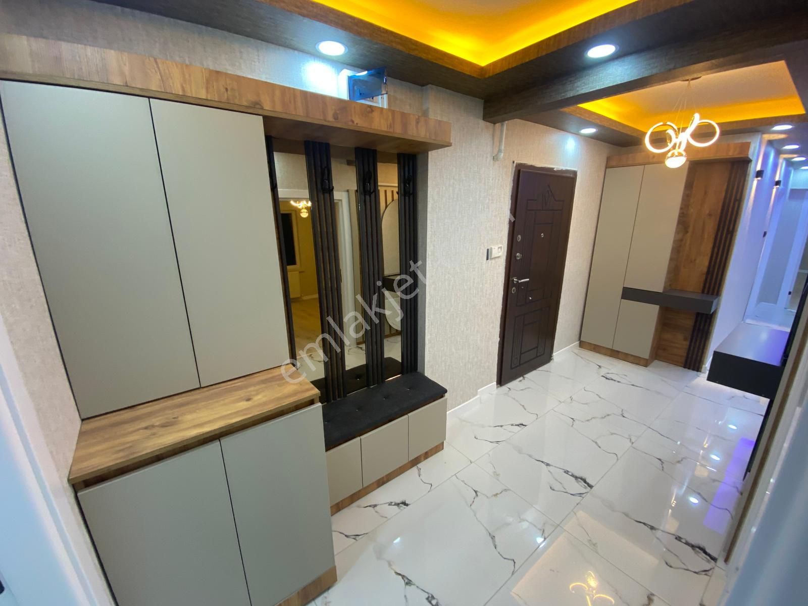 İstasyon Mahallesinde 3+1 Yapılı Fırsat Daire - Görsel 30