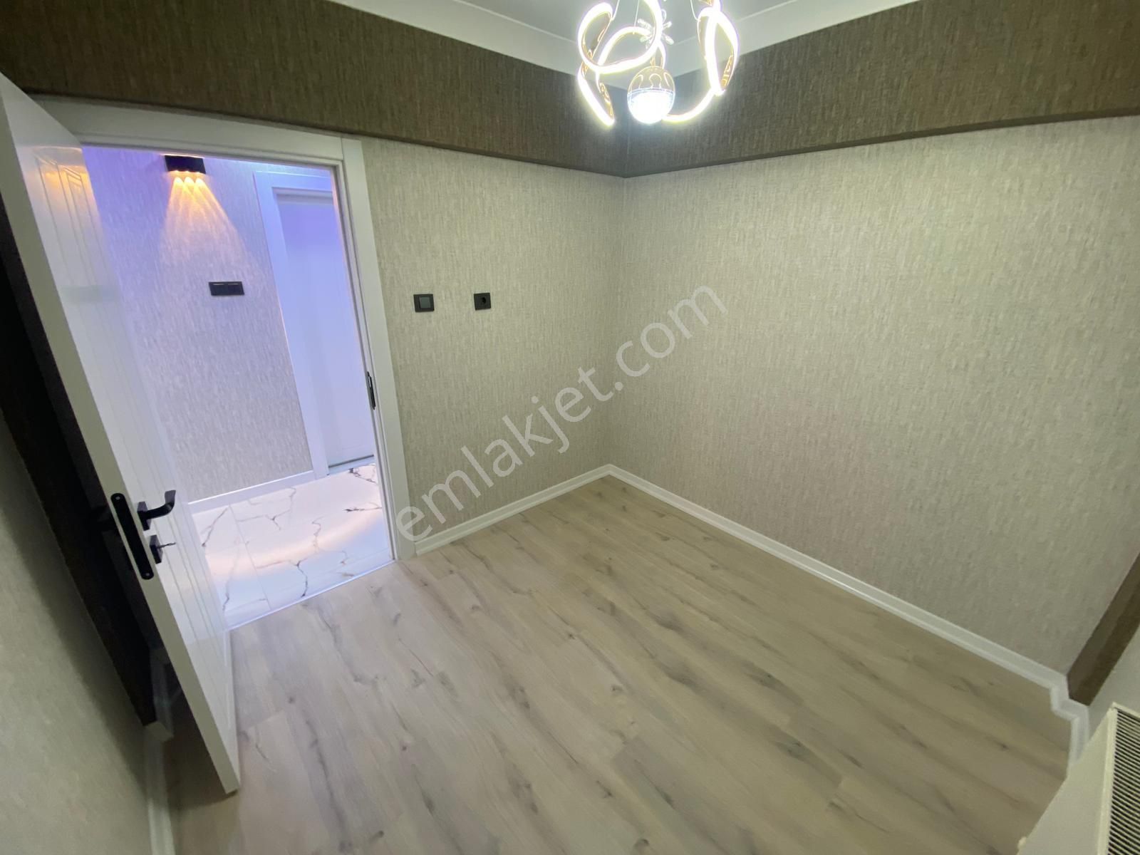 İstasyon Mahallesinde 3+1 Yapılı Fırsat Daire - Görsel 14