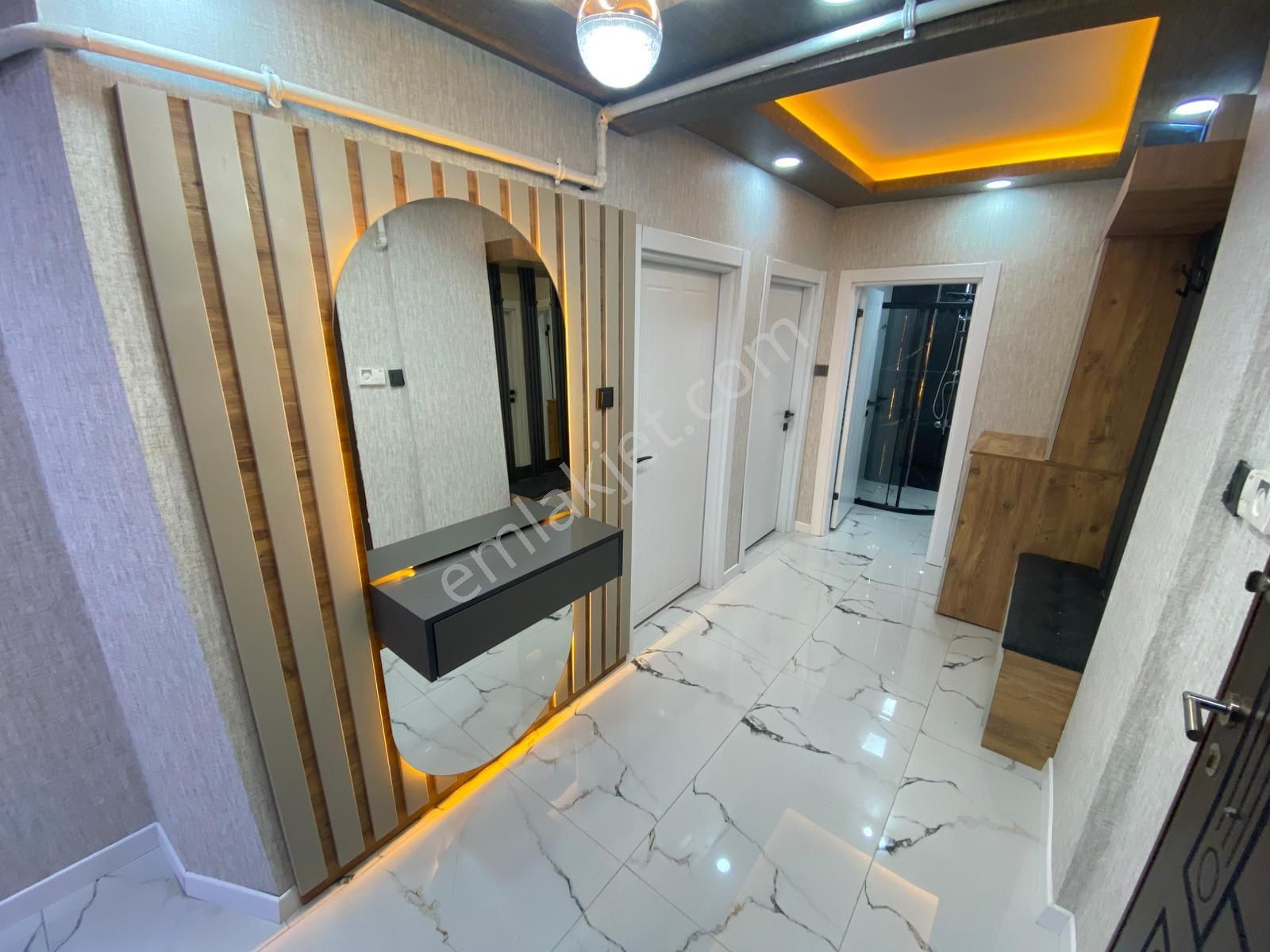 İstasyon Mahallesinde 3+1 Yapılı Fırsat Daire - Görsel 28