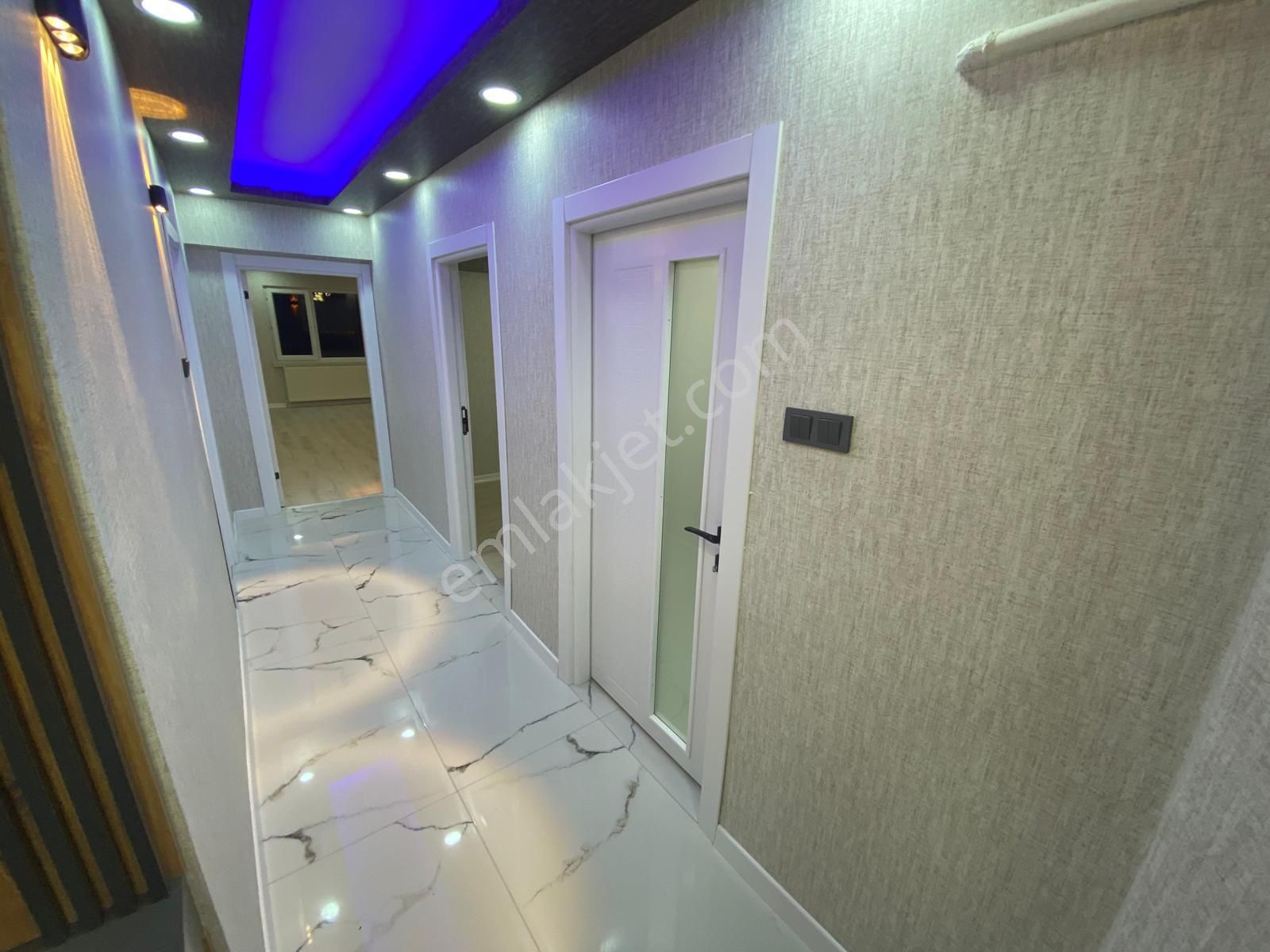 İstasyon Mahallesinde 3+1 Yapılı Fırsat Daire - Görsel 22