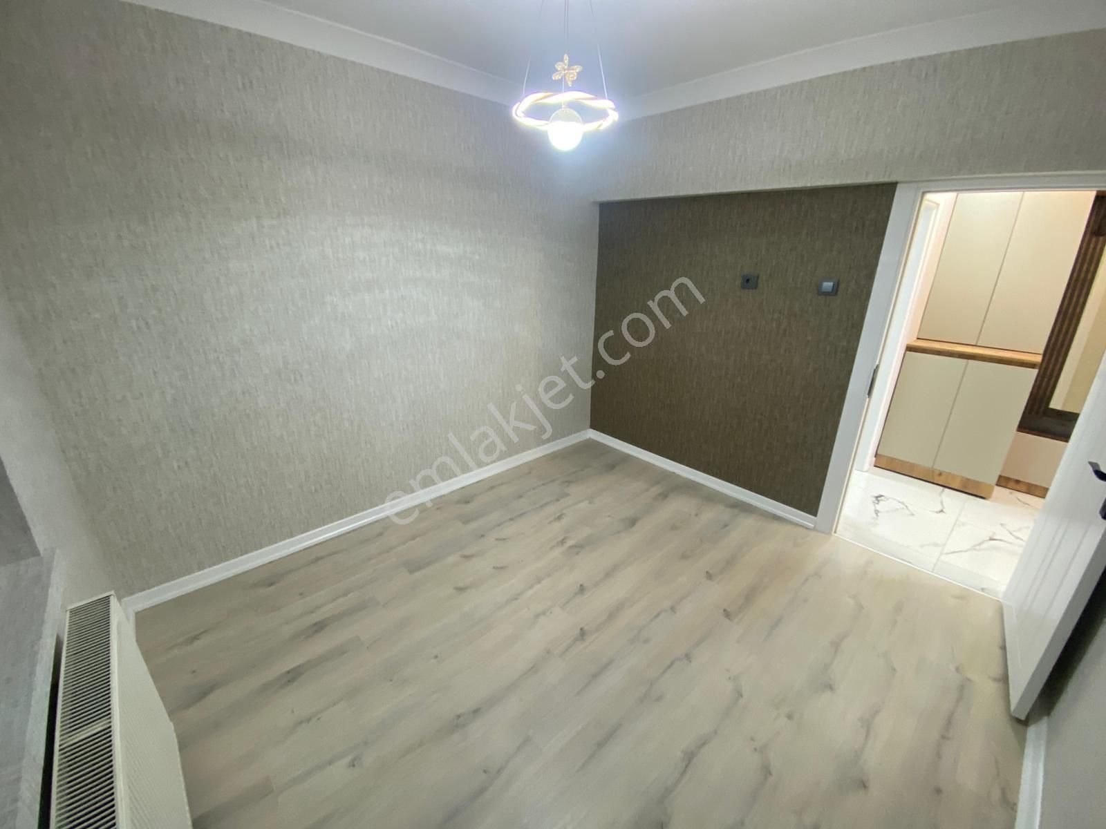 İstasyon Mahallesinde 3+1 Yapılı Fırsat Daire - Görsel 12