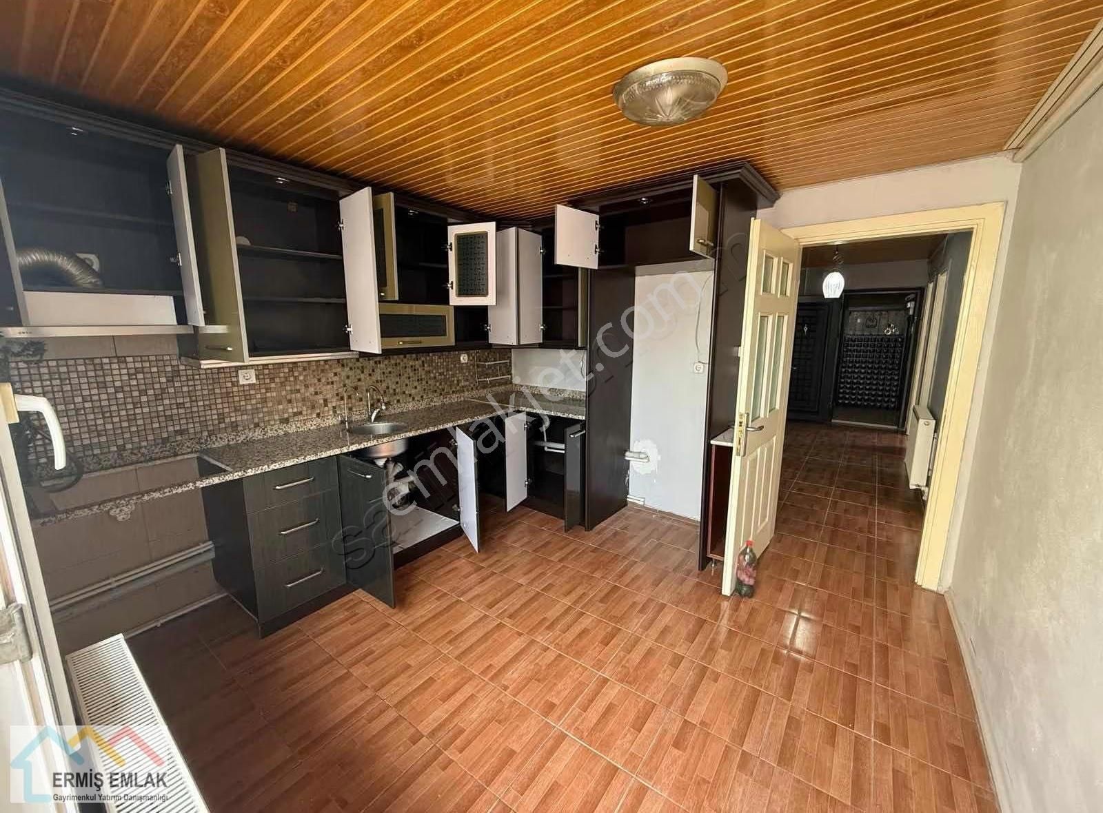 Kiralık 2+1 Doğalgazlı Daire - Görsel 2
