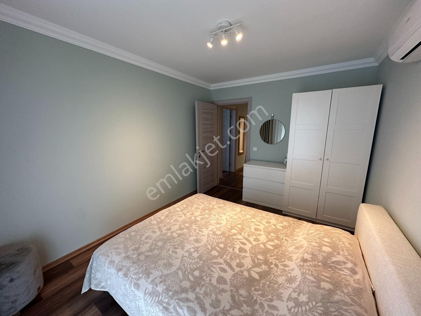 Alanya Sarah Mahallesinde Satılık Lüks Eşyalı 2+1 Daire - Görsel 4