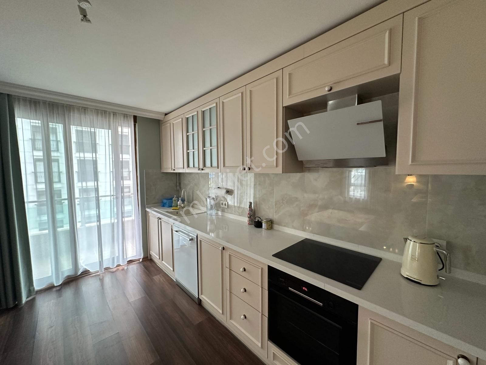 Alanya Sarah Mahallesinde Satılık Lüks Eşyalı 2+1 Daire - Görsel 25