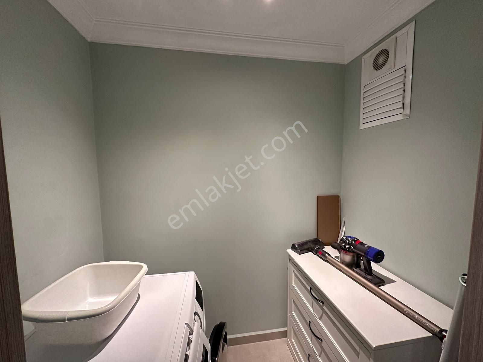 Alanya Sarah Mahallesinde Satılık Lüks Eşyalı 2+1 Daire - Görsel 31