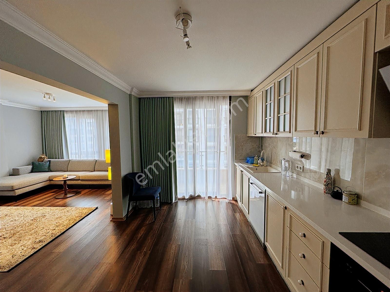 Alanya Sarah Mahallesinde Satılık Lüks Eşyalı 2+1 Daire - Görsel 3