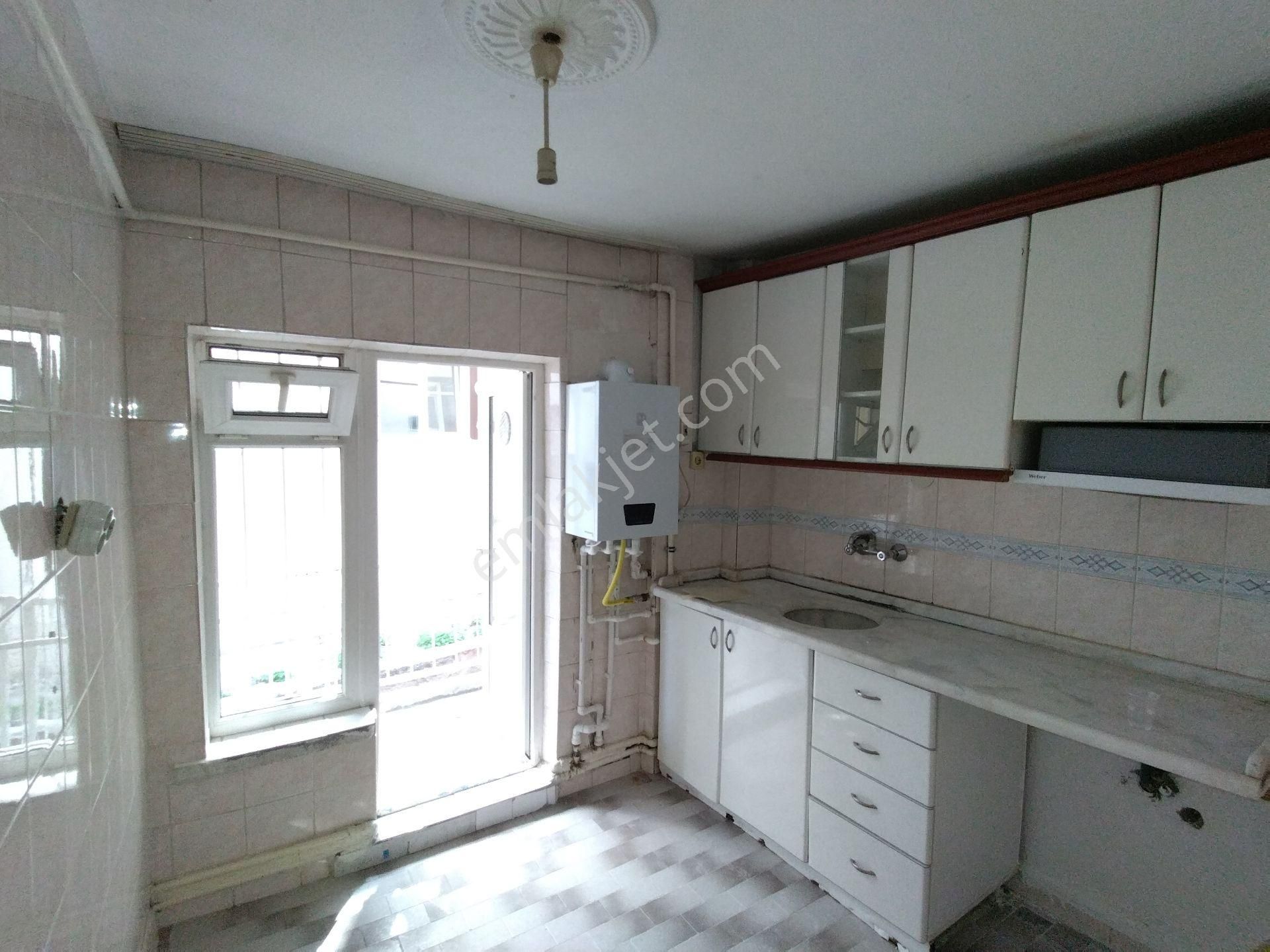 Kent Emlak'tan Aşık Veysel Mahallesinde Kot-1 De Yapılı 3+1 Kiralık Daire - Görsel 10