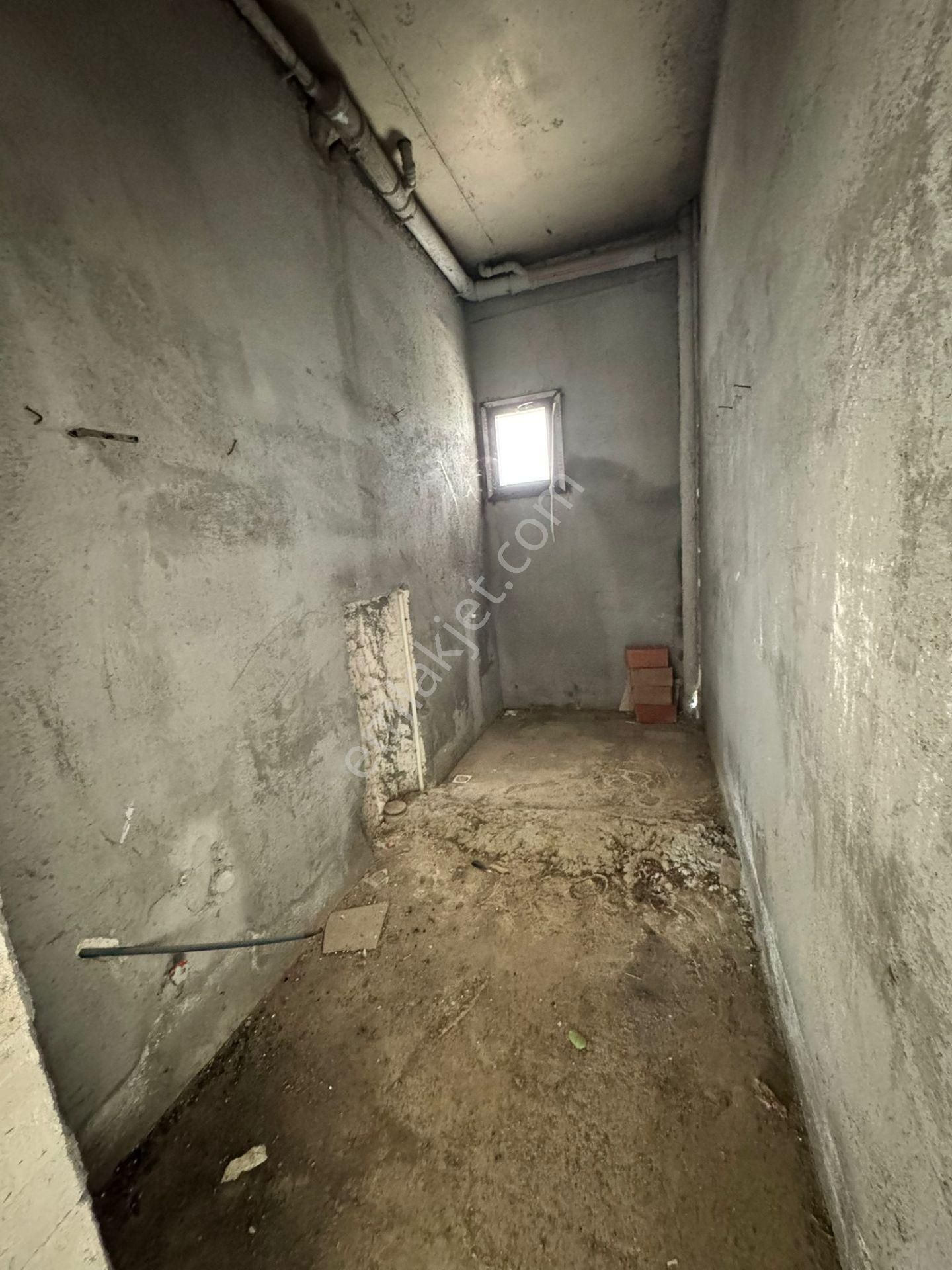 Remax Mid'den Satılık 1280 M2 Arsa Paylı Ve Tek Üç Cepheli Villa - Görsel 22