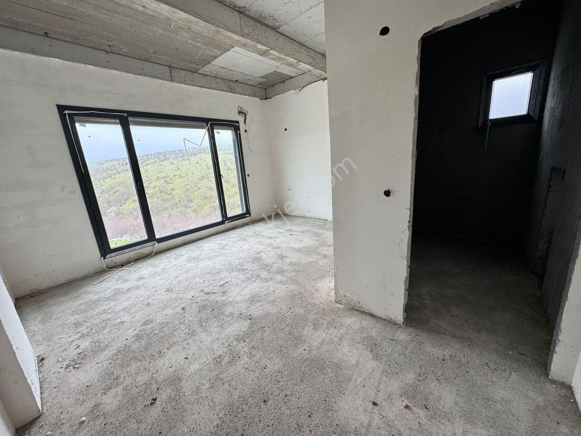 Remax Mid'den Satılık 1280 M2 Arsa Paylı Ve Tek Üç Cepheli Villa - Görsel 31