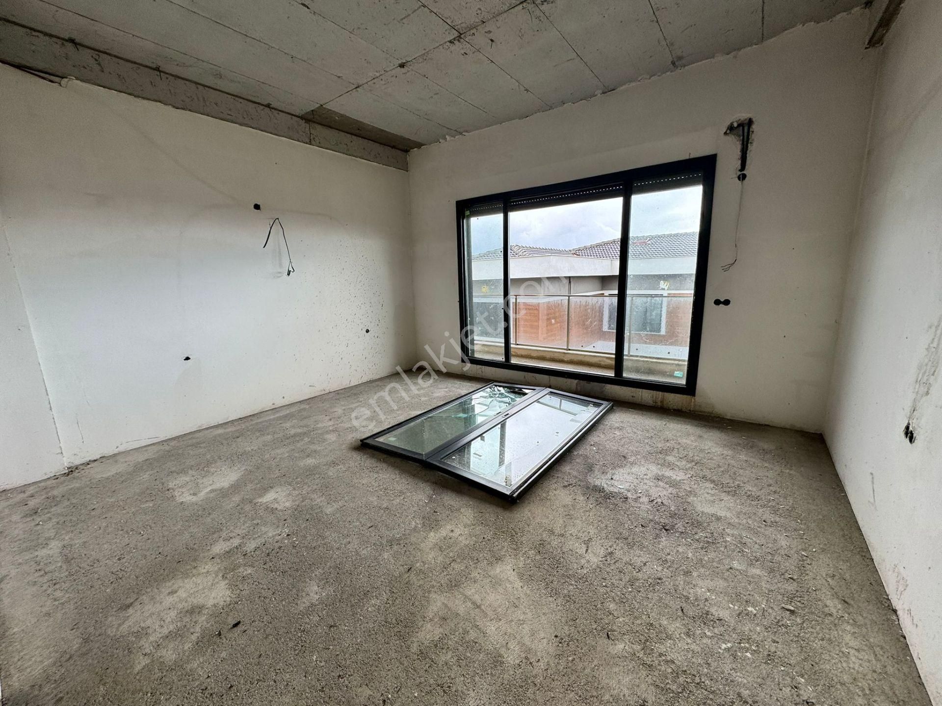 Remax Mid'den Satılık 1280 M2 Arsa Paylı Ve Tek Üç Cepheli Villa - Görsel 32