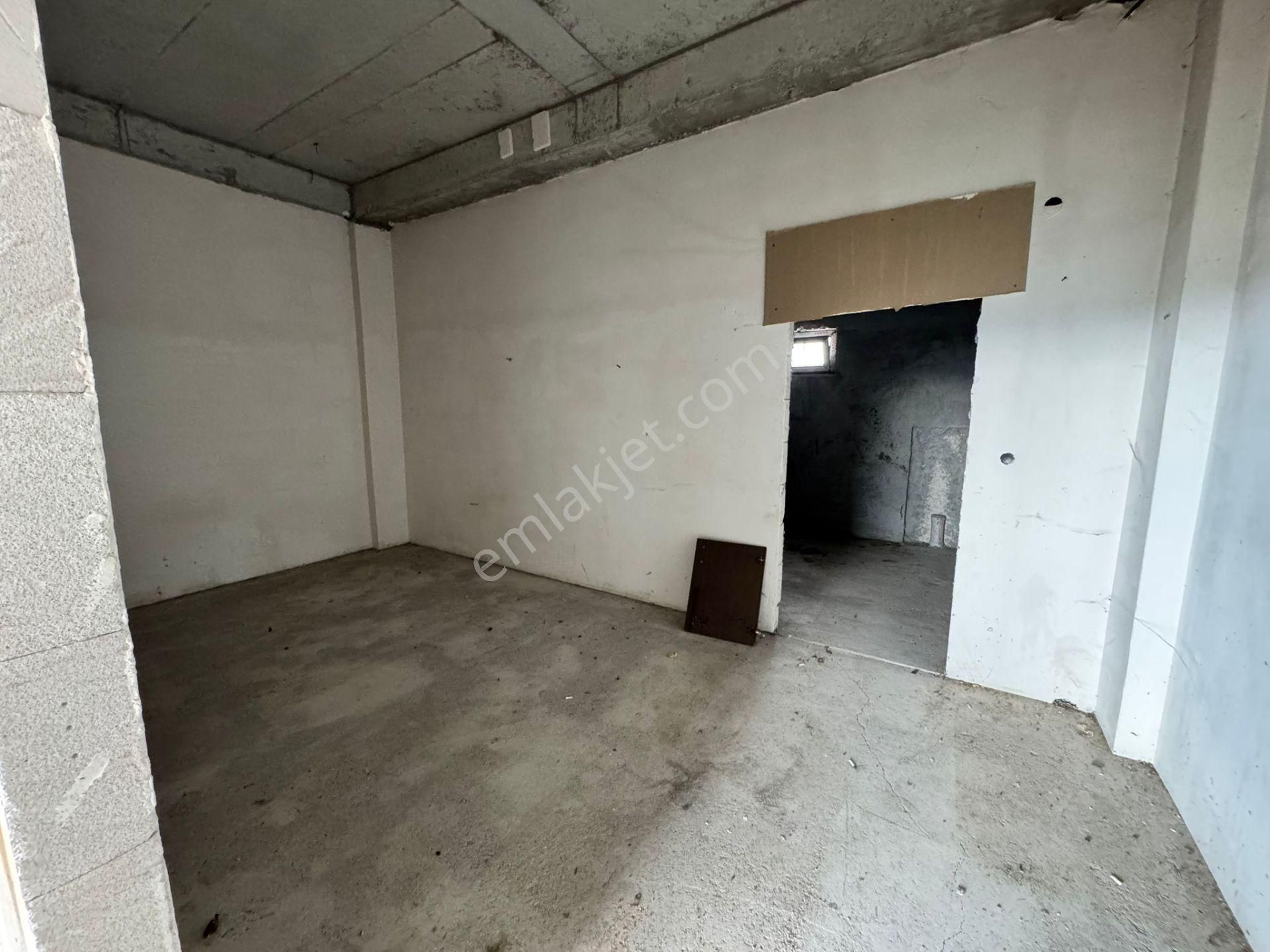 Remax Mid'den Satılık 1280 M2 Arsa Paylı Ve Tek Üç Cepheli Villa - Görsel 27