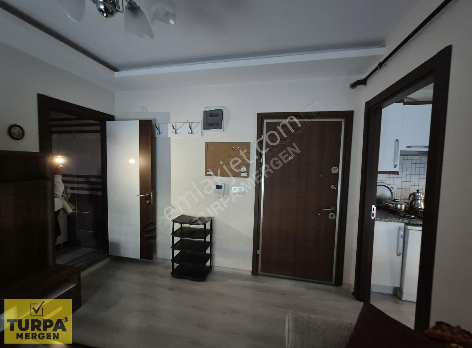 1+1 Eşyalı Kiralık Daire Bornova Merkez-erzene Mh. - Görsel 6