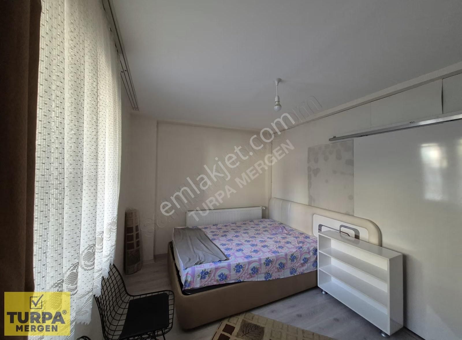 1+1 Eşyalı Kiralık Daire Bornova Merkez-erzene Mh. - Görsel 3