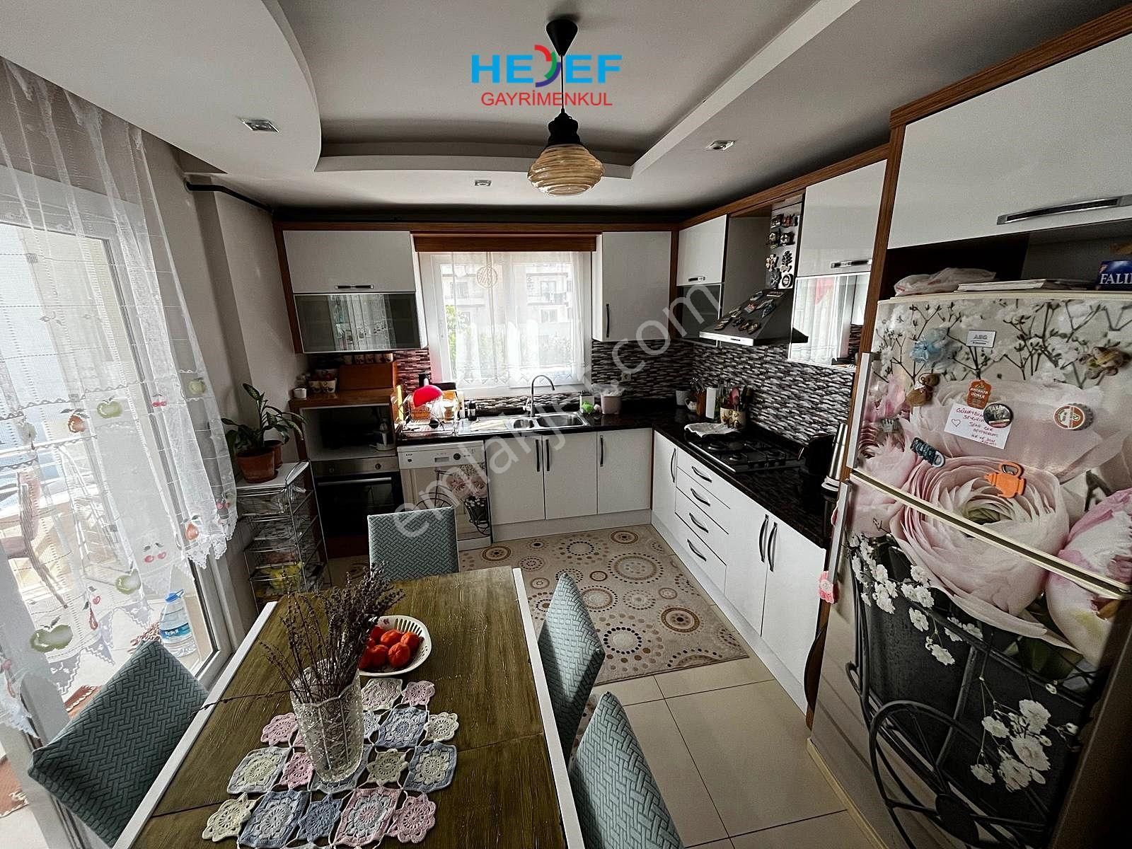 Hedef'ten Genel İskanı Alınmış Kombili Havuzlu 3+1 Daire - Görsel 6