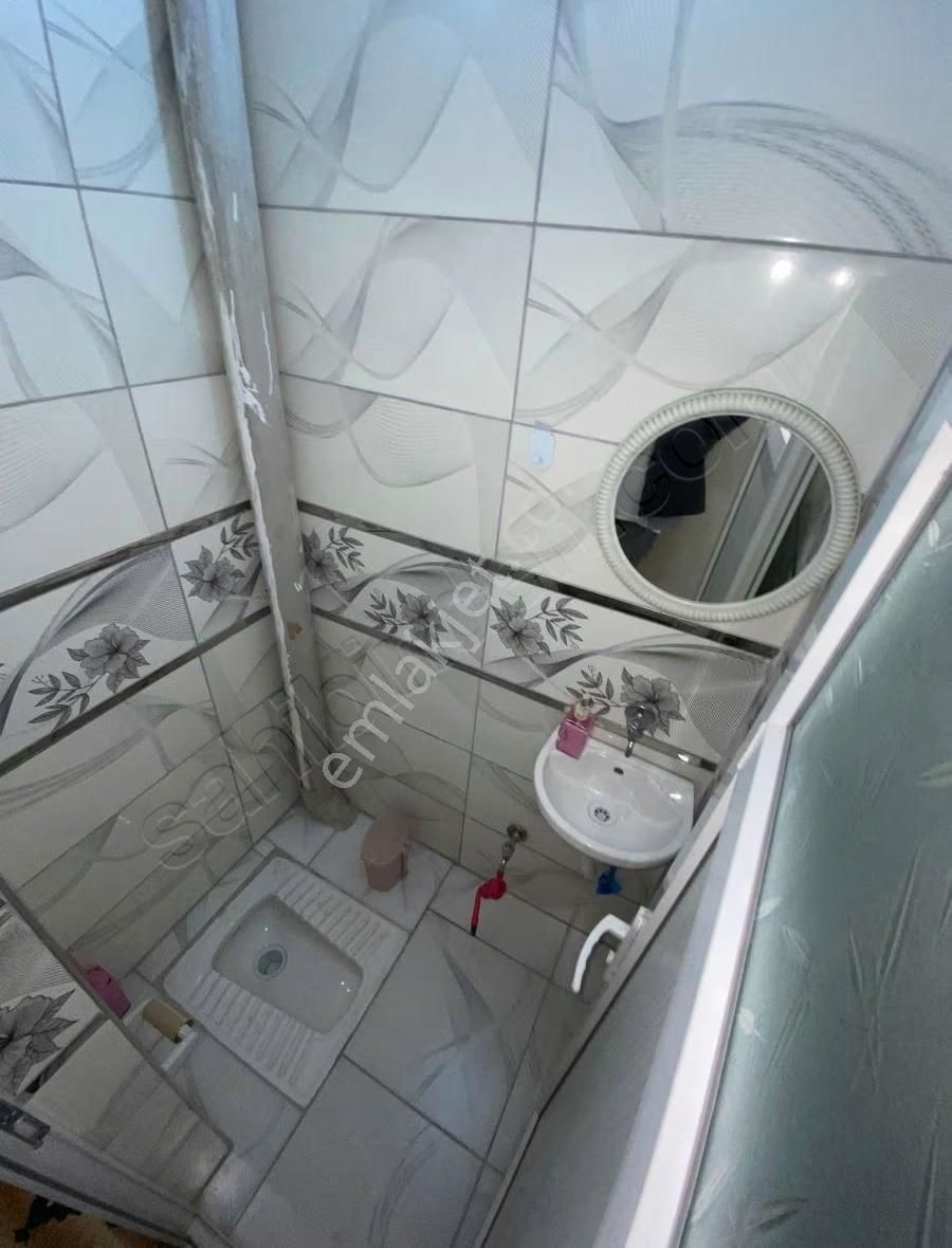 Şehit Duran'da Satılık 2+1 Çarşıya Mısır Çarşısına Yakın - Görsel 7