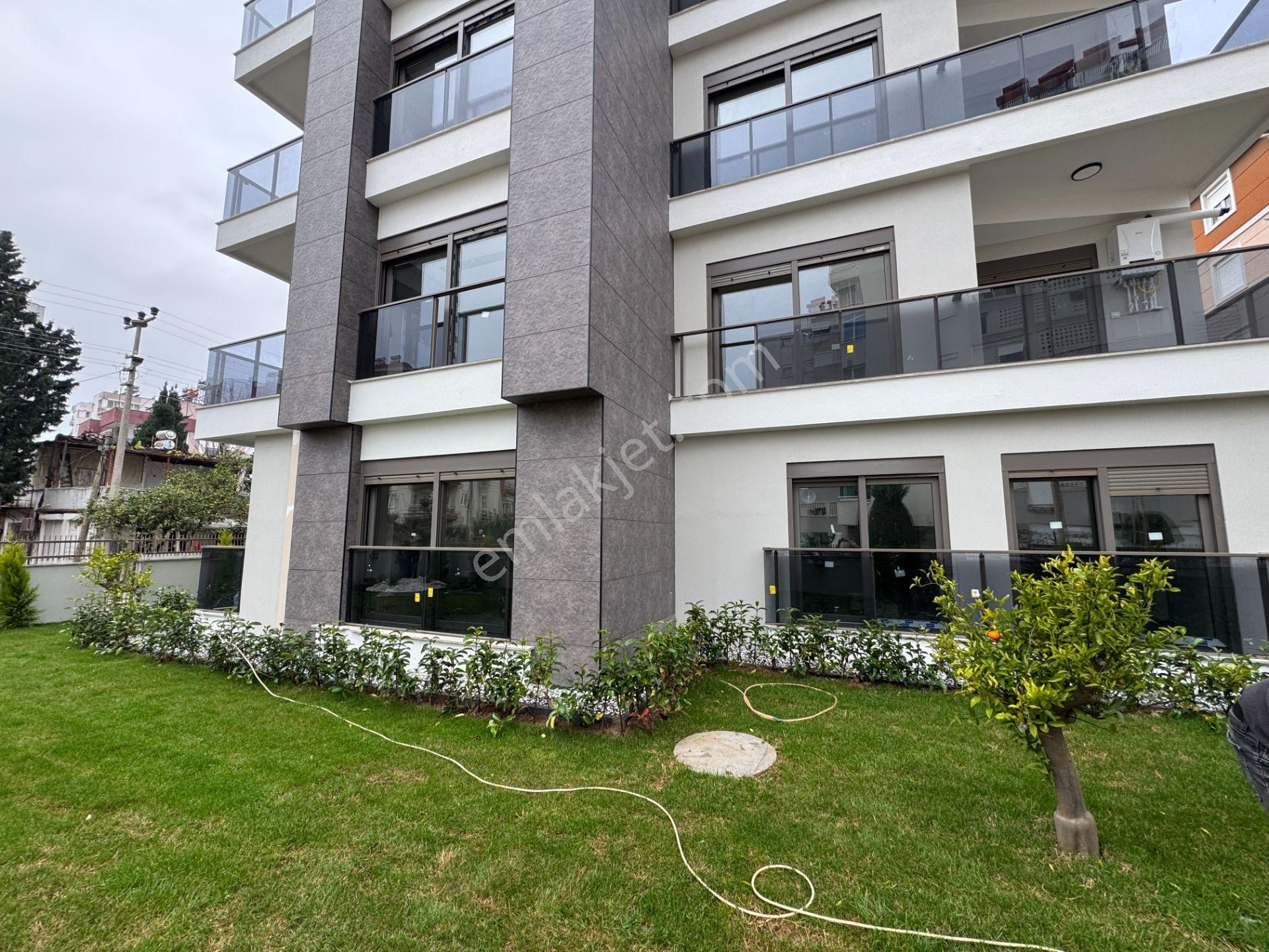 Kızıltoprak Tramvay Yakını Çift Banyolu 2+1 Ler - Görsel 29