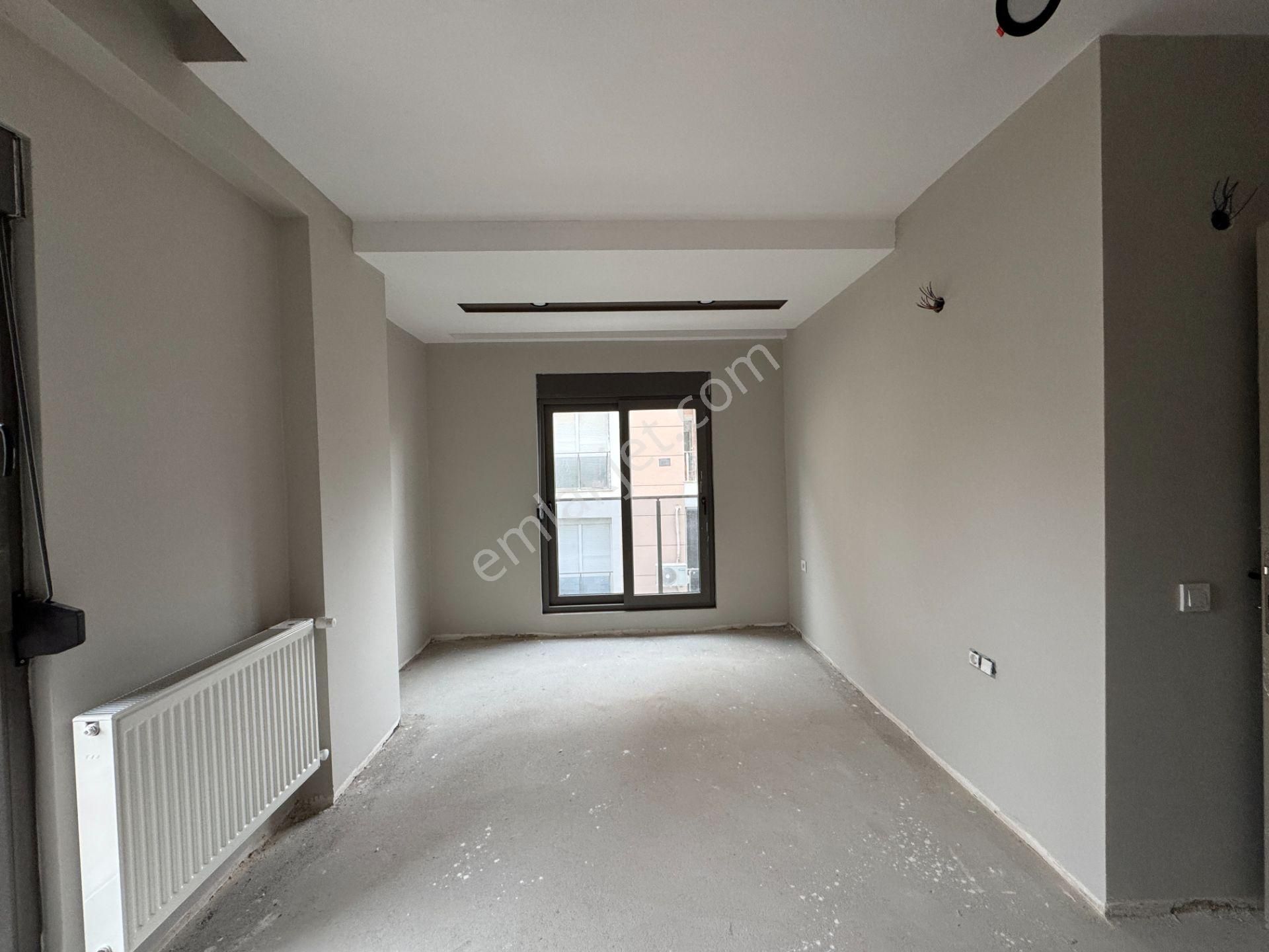 Kızıltoprak Tramvay Yakını Çift Banyolu 2+1 Ler - Görsel 16