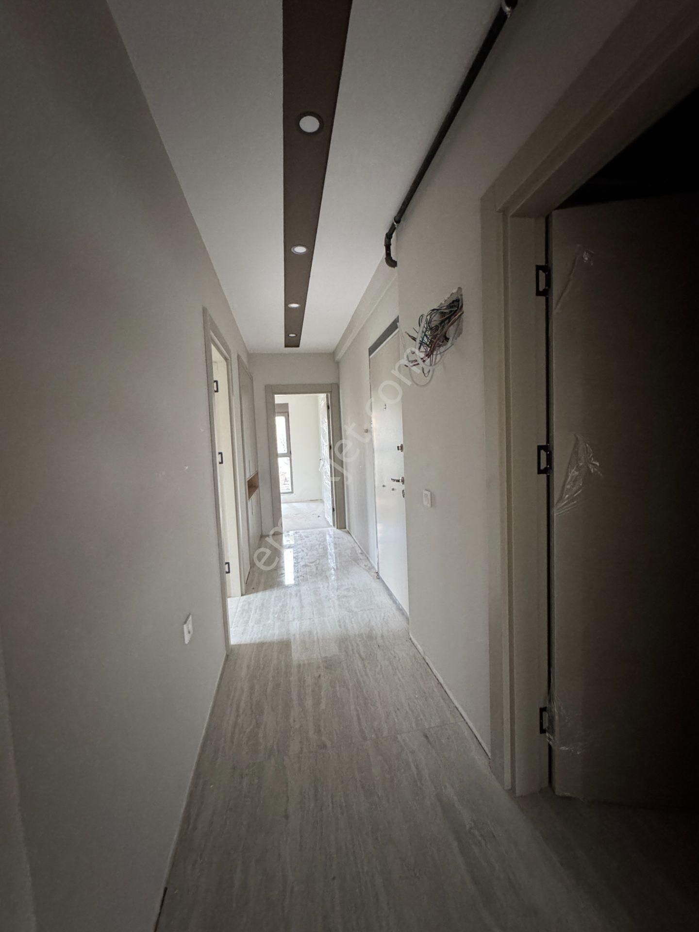 Kızıltoprak Tramvay Yakını Çift Banyolu 2+1 Ler - Görsel 21