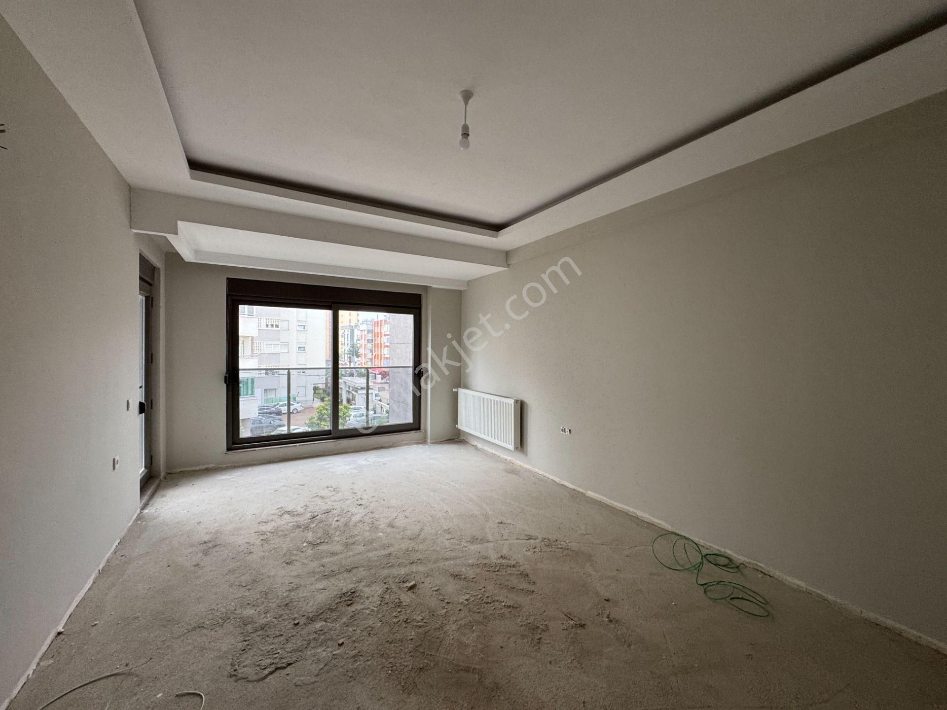 Kızıltoprak Tramvay Yakını Çift Banyolu 2+1 Ler - Görsel 12