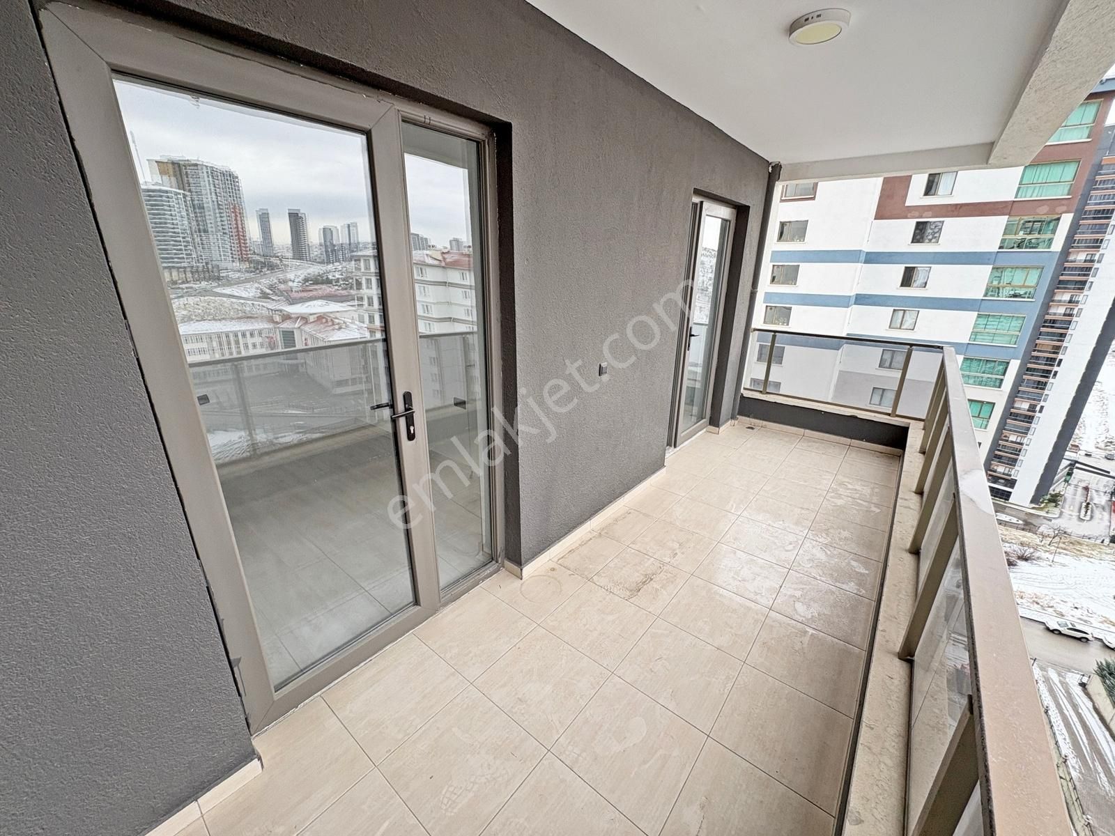 4+1 7.kat Bulvar Paraleli Geniş Oturum Manzaralı Site Dairesi - Görsel 21