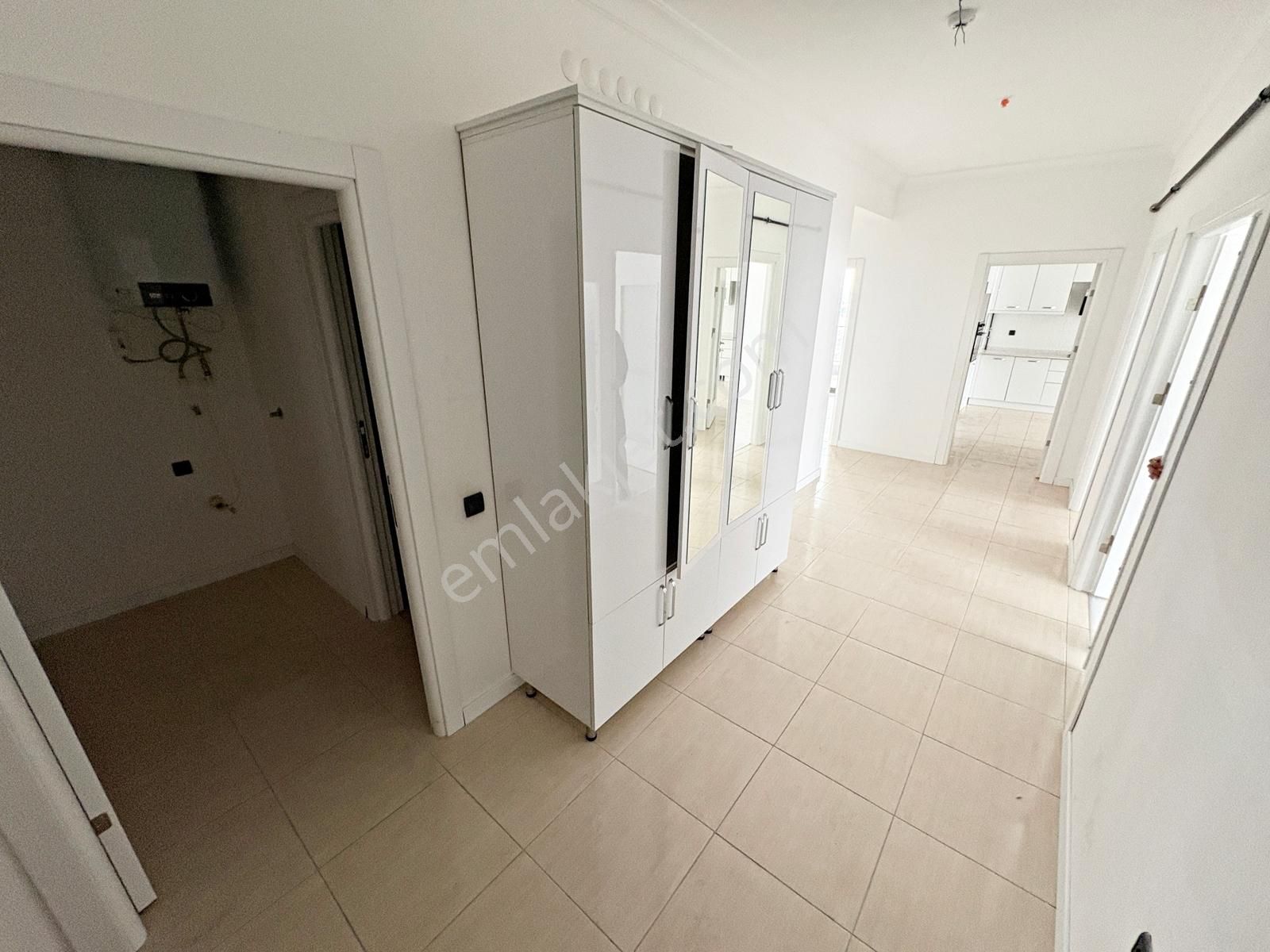 4+1 7.kat Bulvar Paraleli Geniş Oturum Manzaralı Site Dairesi - Görsel 25