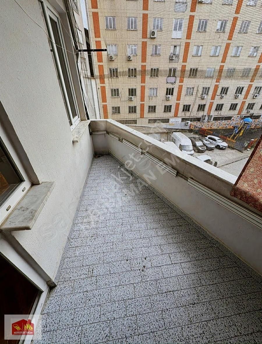 Kaynarca'da E5'e Çarşıya Çok Yakın Ara Katta 2+1 Daire - Görsel 4