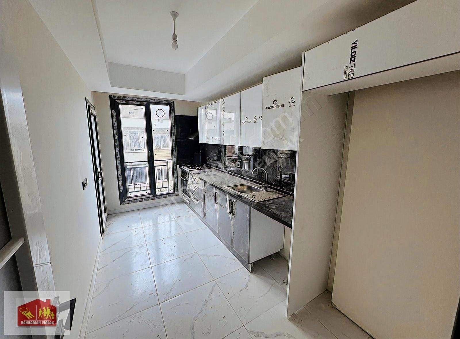 Evliya Çelebi'de Ulaşıma Yakın Happy Life'de 3+1 Sıfır Daire - Görsel 13