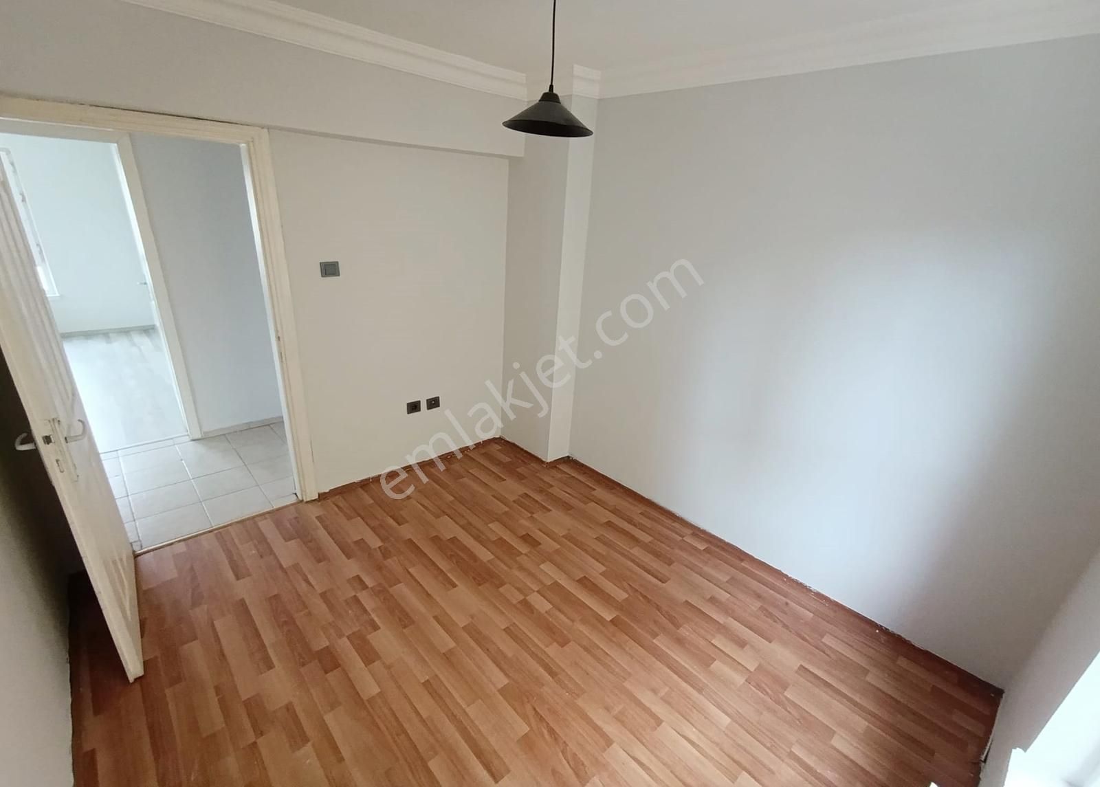 Ufuk Özdemir'den Göksun Sokakta Ön Cephe 1 Kat Yapılı 2+1 Daire - Görsel 11