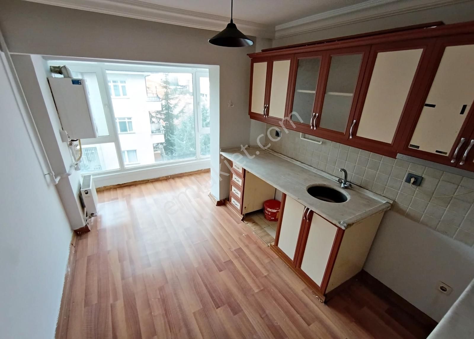 Ufuk Özdemir'den Göksun Sokakta Ön Cephe 1 Kat Yapılı 2+1 Daire - Görsel 27