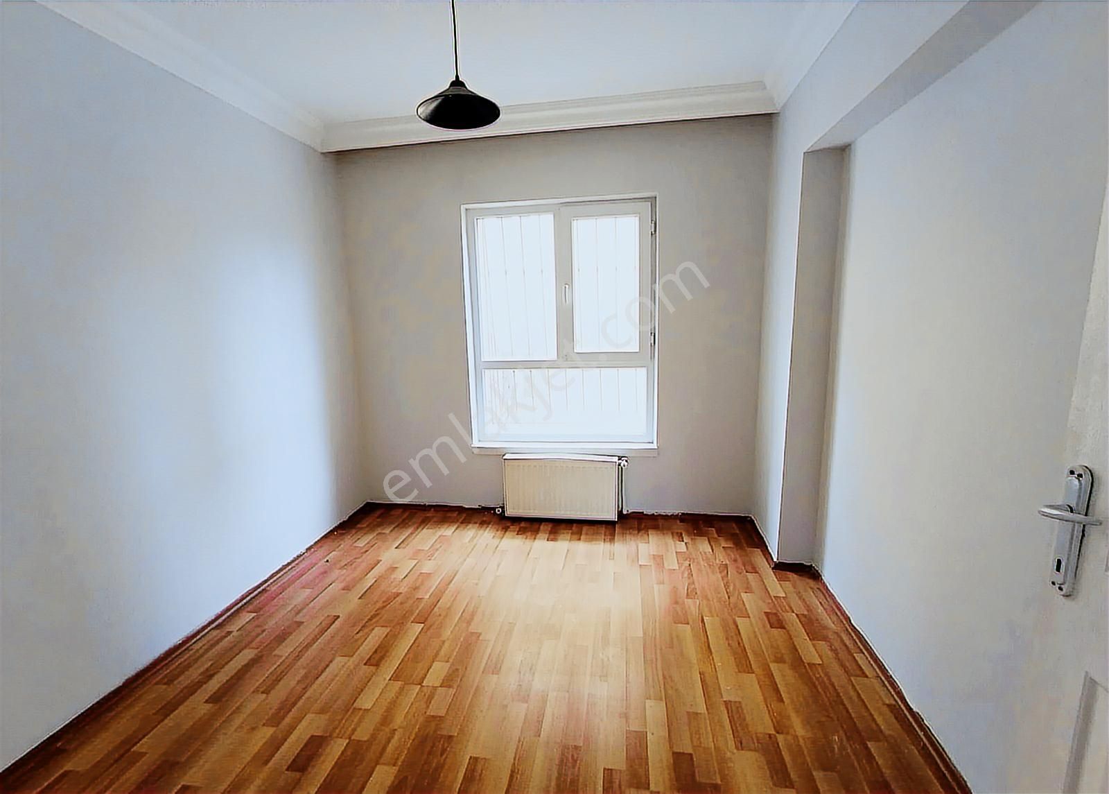 Ufuk Özdemir'den Göksun Sokakta Ön Cephe 1 Kat Yapılı 2+1 Daire - Görsel 22