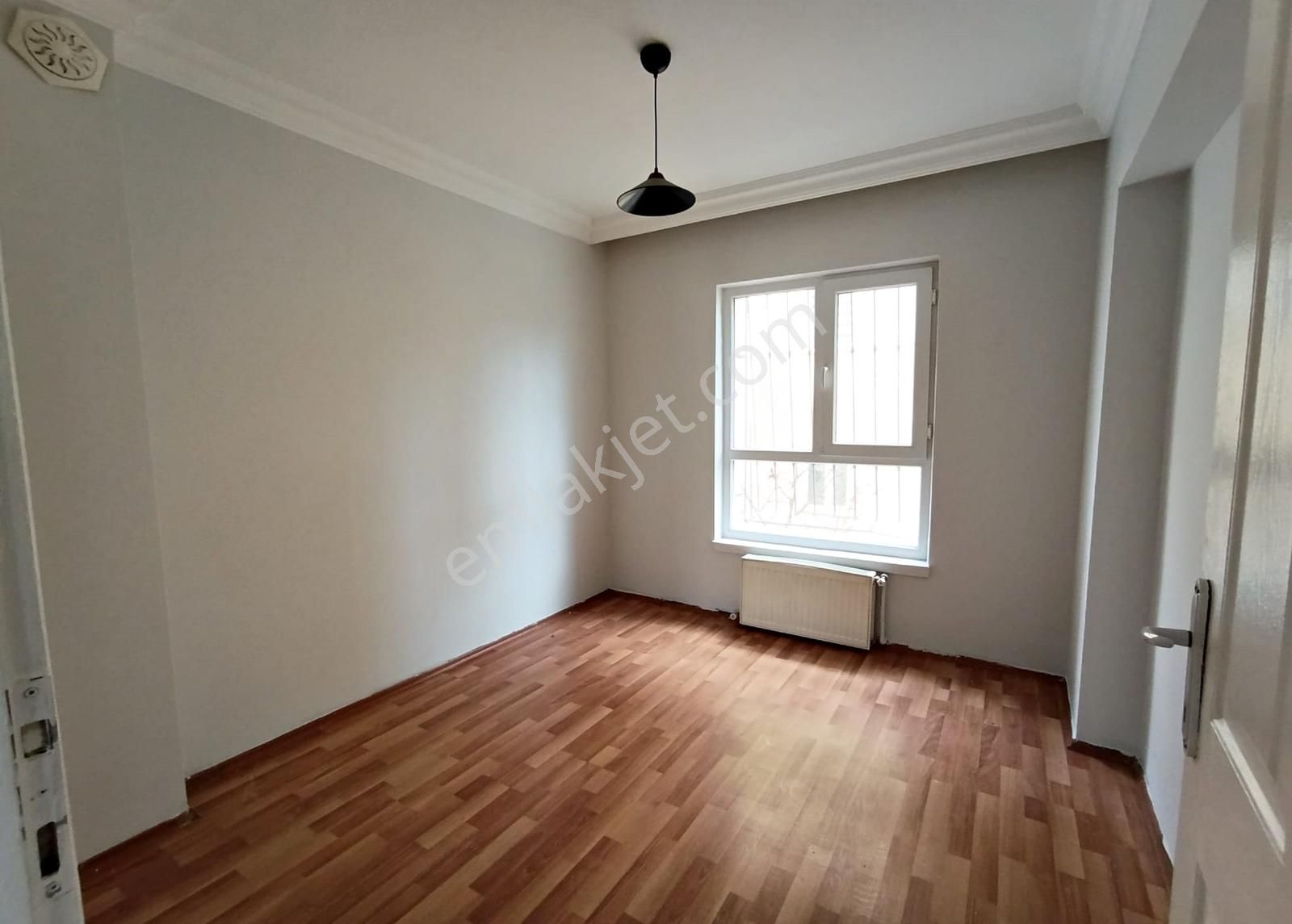 Ufuk Özdemir'den Göksun Sokakta Ön Cephe 1 Kat Yapılı 2+1 Daire - Görsel 33