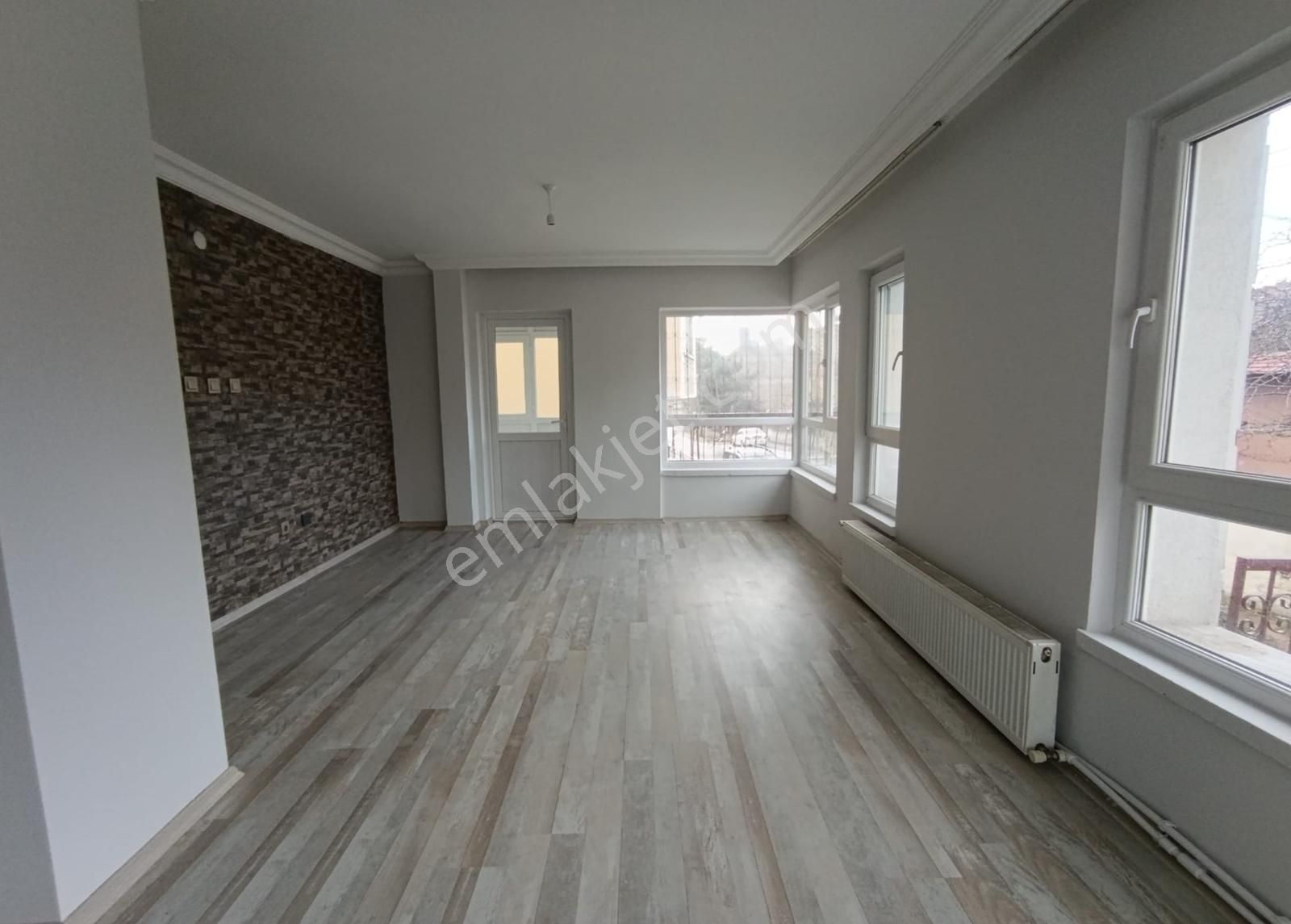 Ufuk Özdemir'den Göksun Sokakta Ön Cephe 1 Kat Yapılı 2+1 Daire - Görsel 23