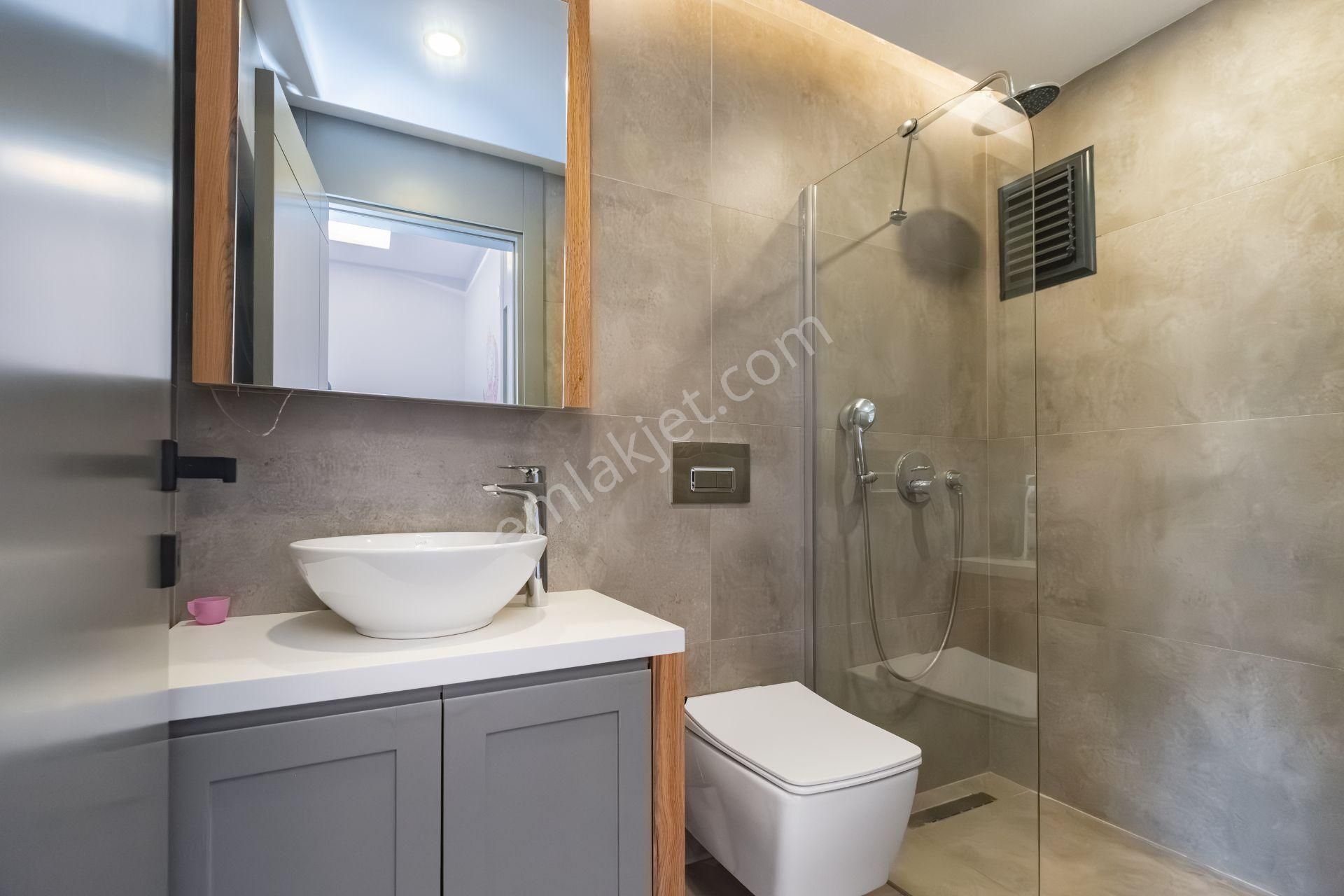 Güzeloba 'da Yerden Isıtmalı, Müstakil Havuzlu Lüks Villa - Görsel 24