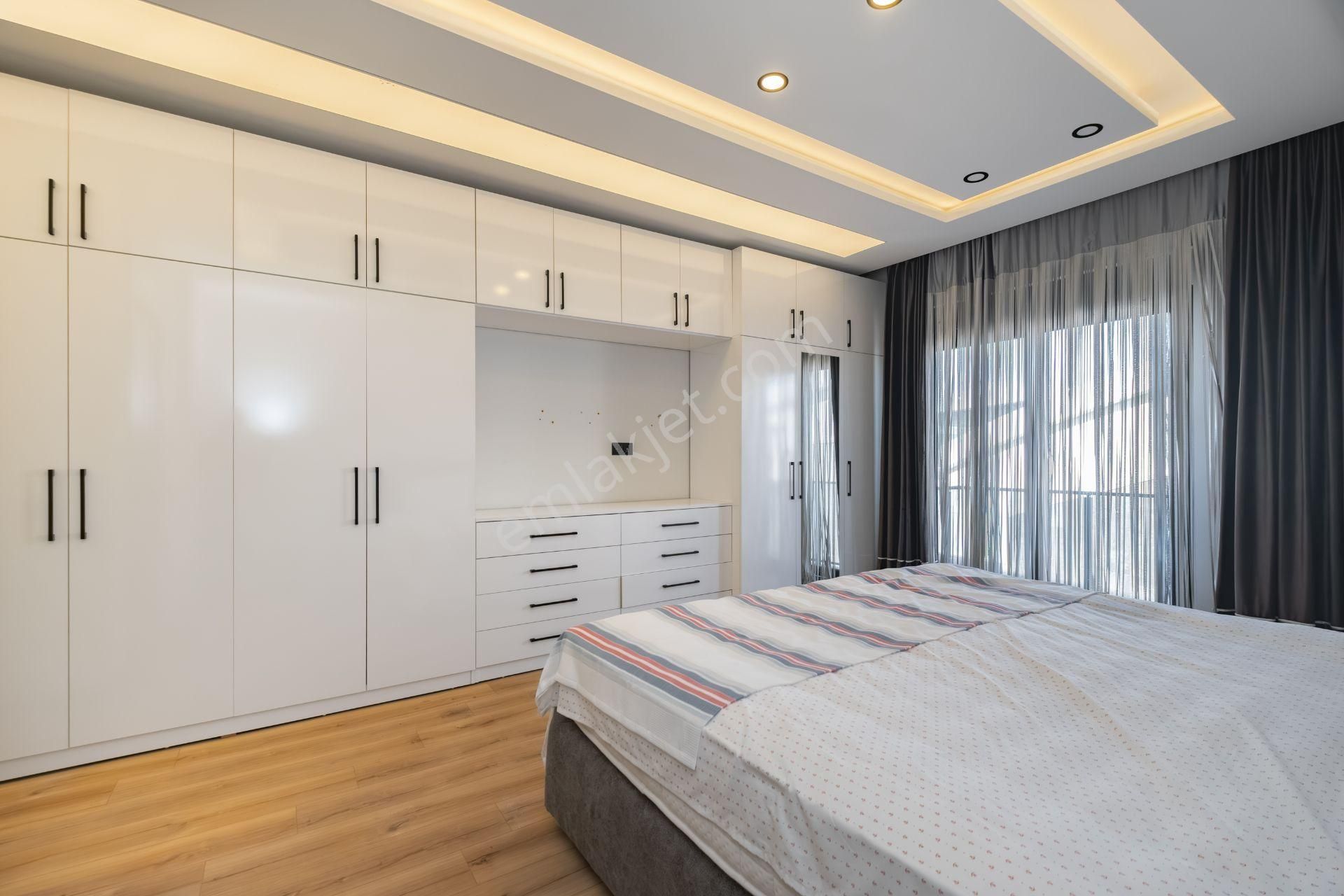 Güzeloba 'da Yerden Isıtmalı, Müstakil Havuzlu Lüks Villa - Görsel 31