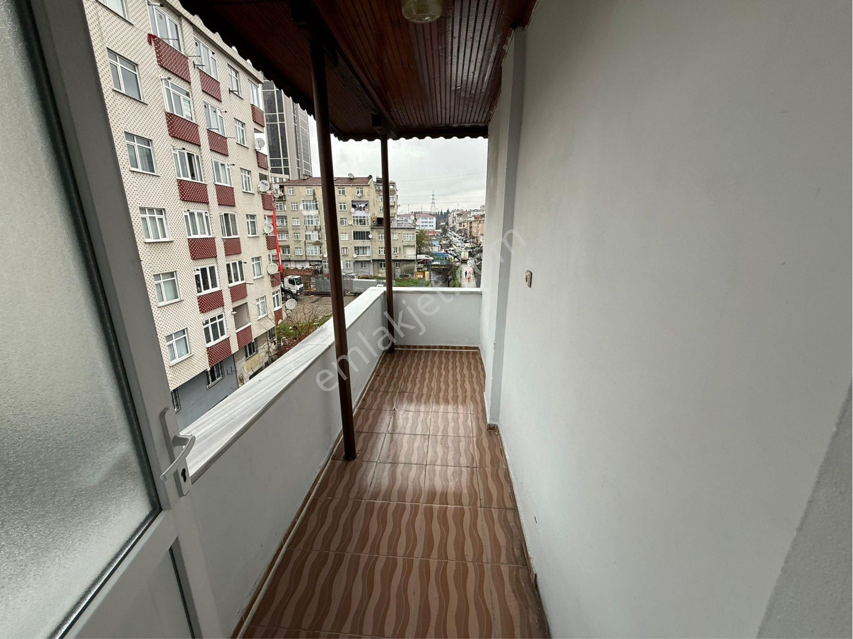 3+1 3katlı Binada Kiralık Tertemiz - Görsel 10