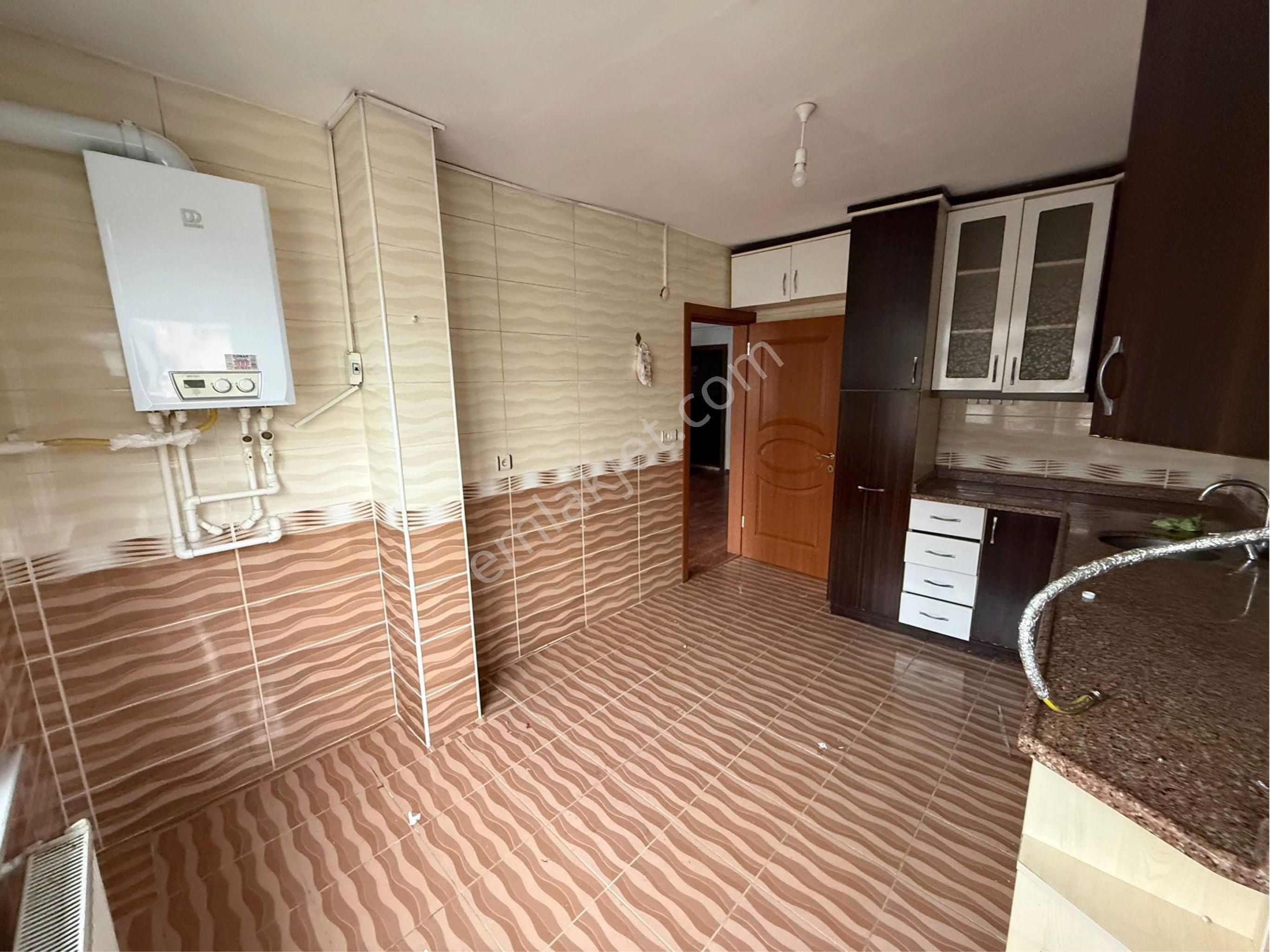 3+1 3katlı Binada Kiralık Tertemiz - Görsel 20