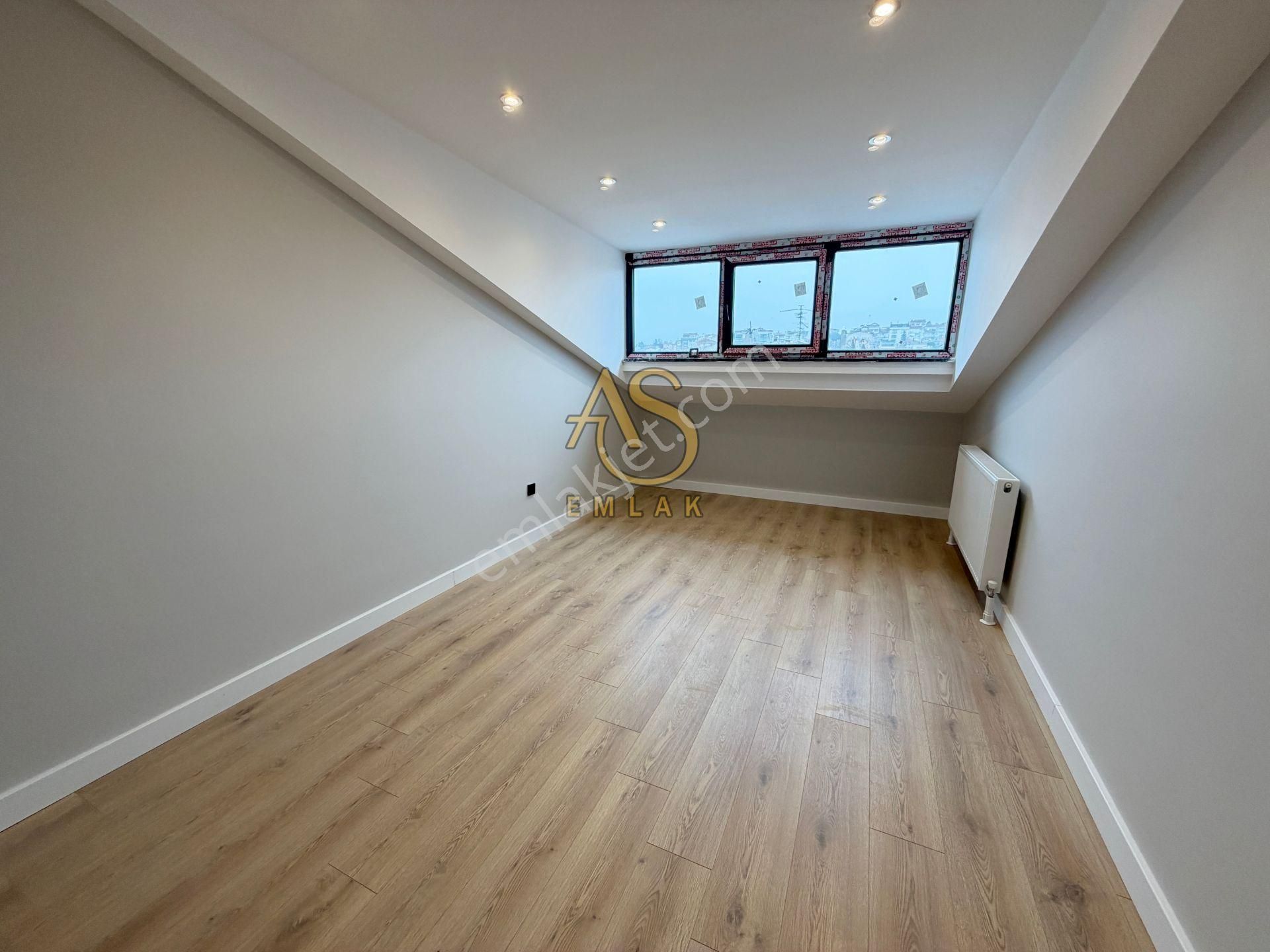 As Emlaktan 3+2 Sıfır Binada İcadiyede Otoparklı Manzaralı Dublex - Görsel 24