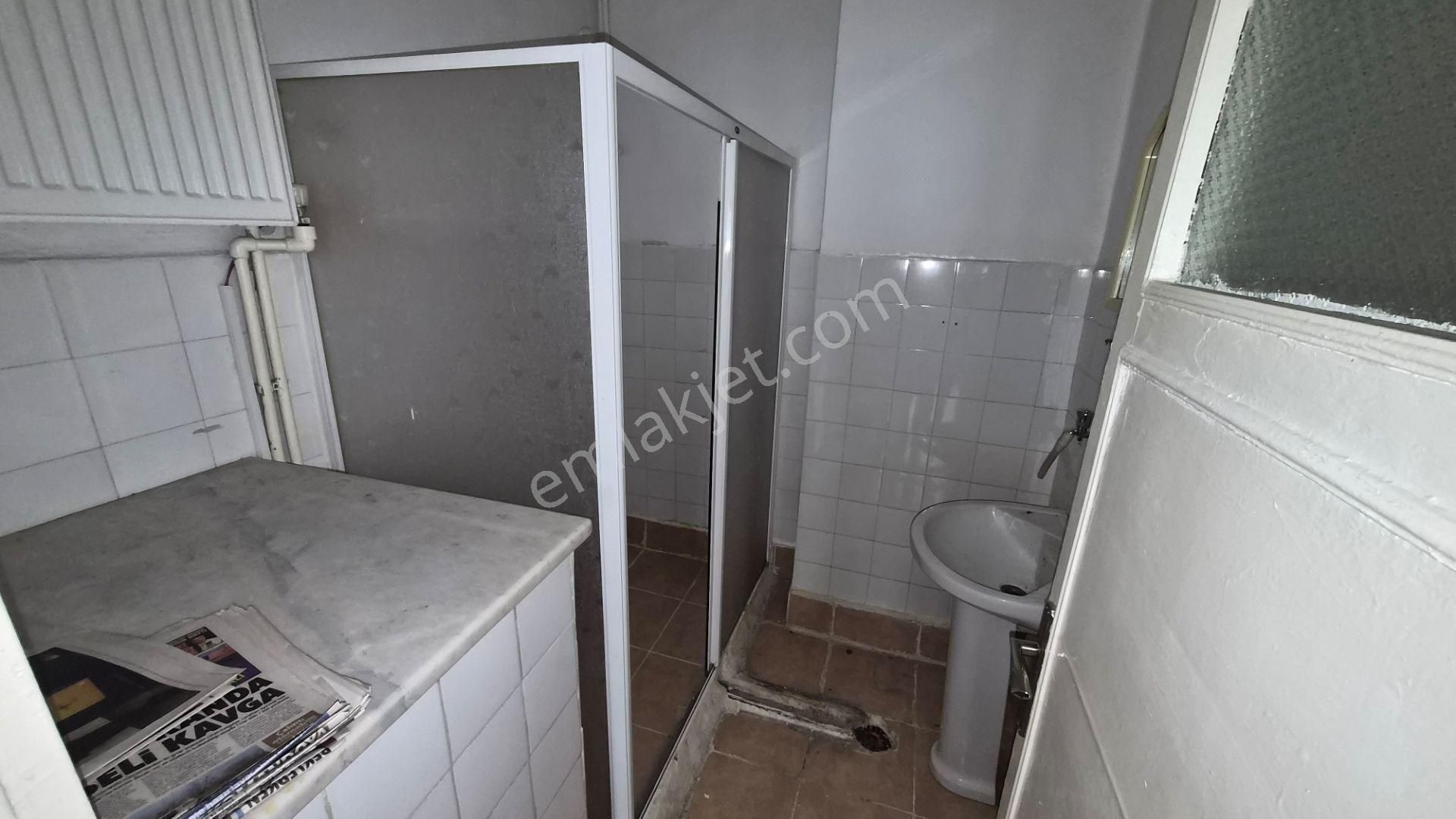 Abidin Paşada 2. Katta 3+1 Satılık Daire - Görsel 13