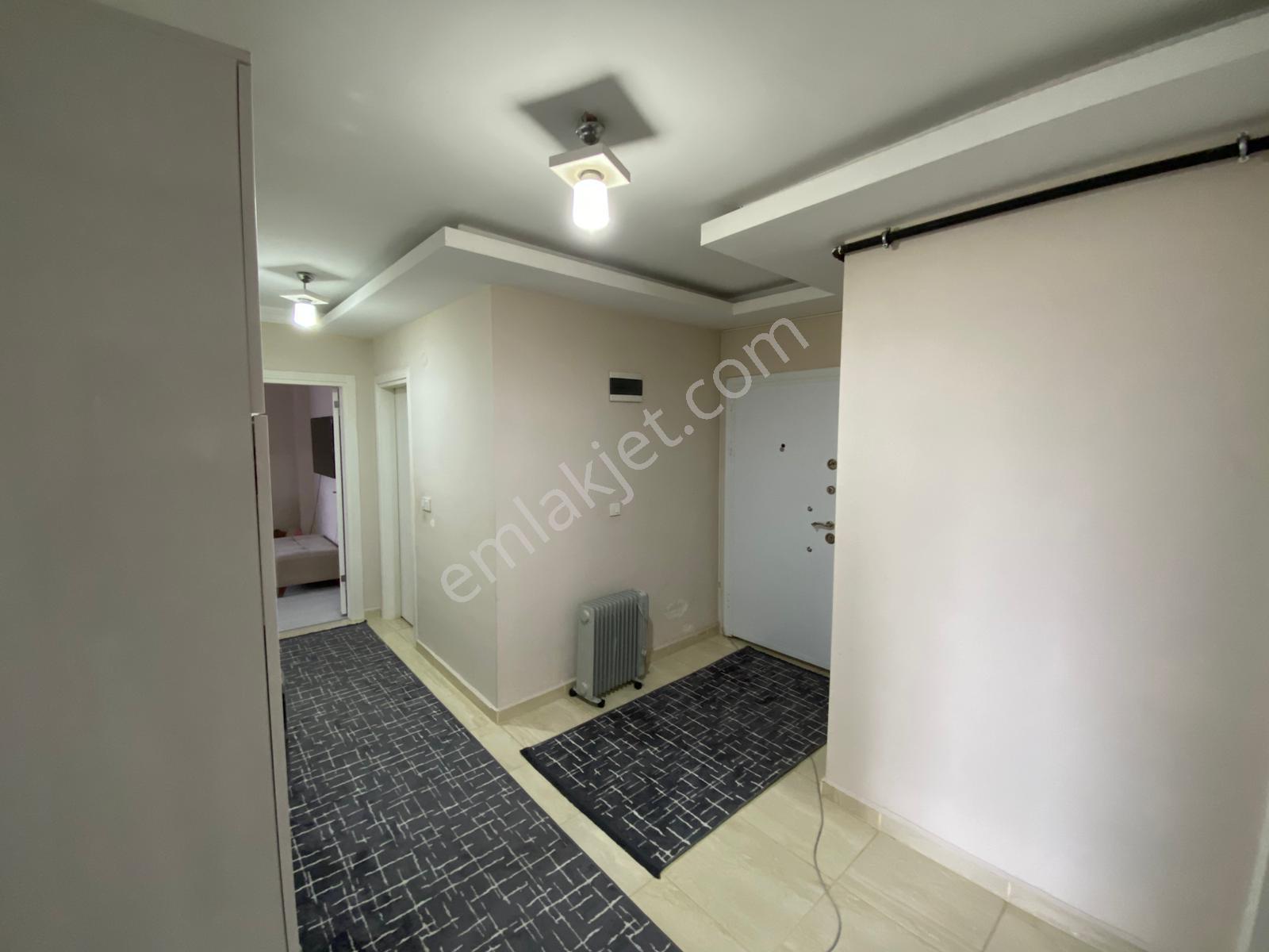 Çayırova Şekerpınarda Gold City Evlerinde Geniş 3+1 Fırsat Satılık Daire - Görsel 18