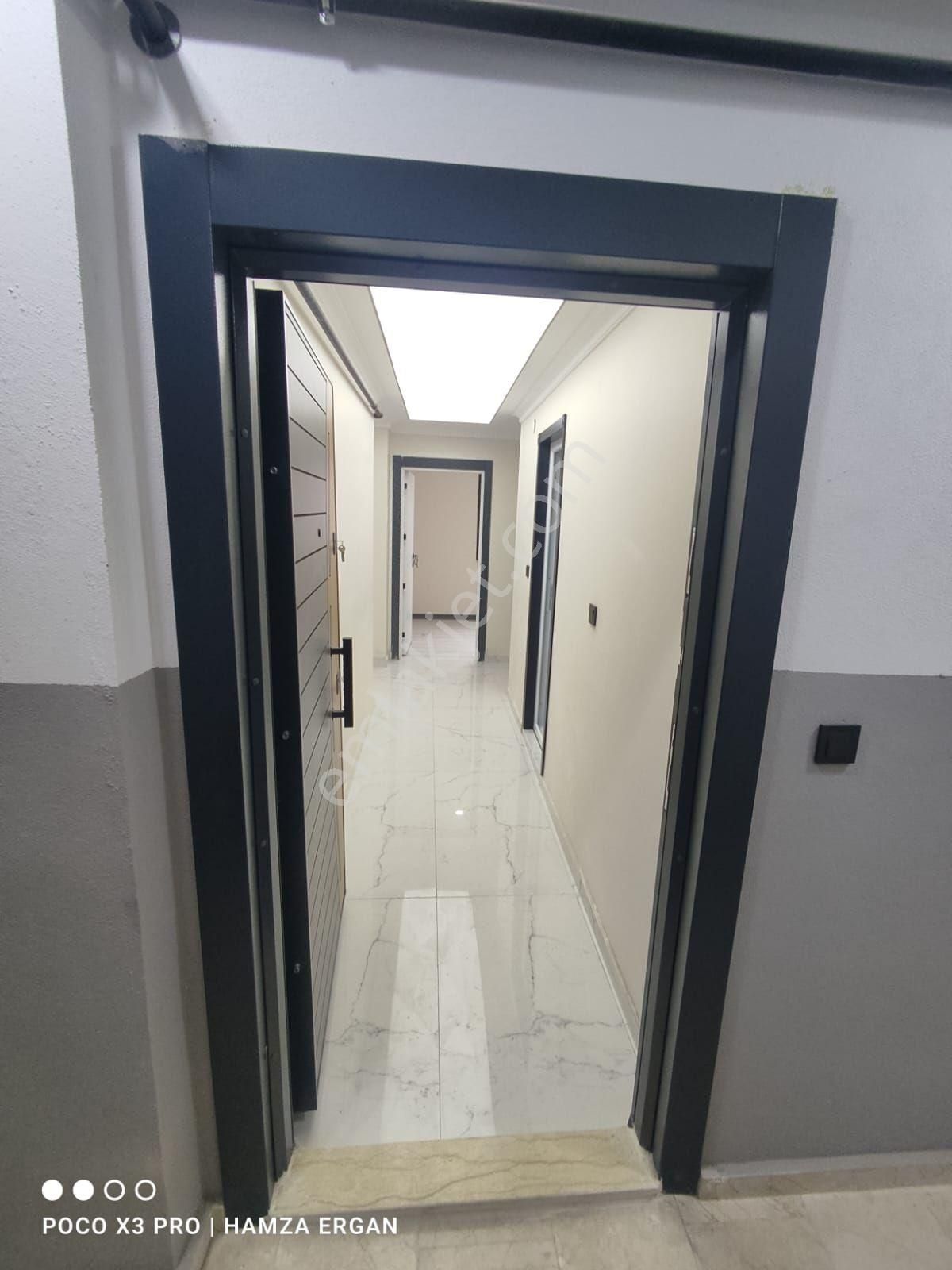 1.79 Krediyle Arnavutköy Nenehatunda Sitede Satılık 4+2 Çatı Kat Dubleks Daire