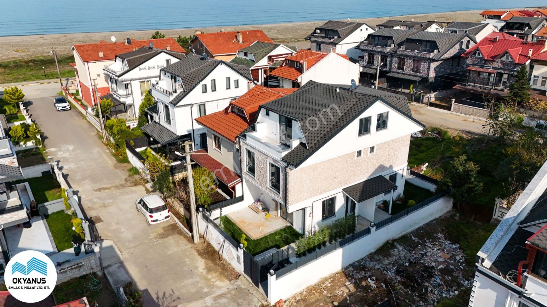 Sakarya Kocaali De Deniz Manzaralı Şık 3+1 Villa