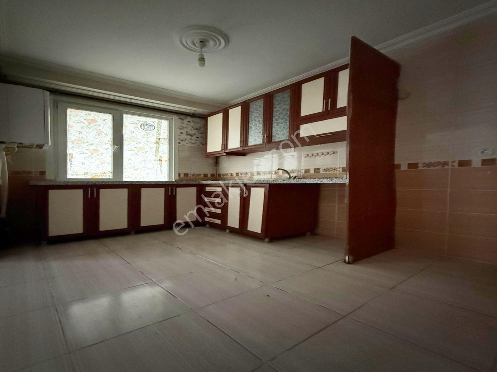 Çınar Mahallesi 2+1 Kiralık Daire Kot Farkından Arakatı Gibi !!! - Görsel 7