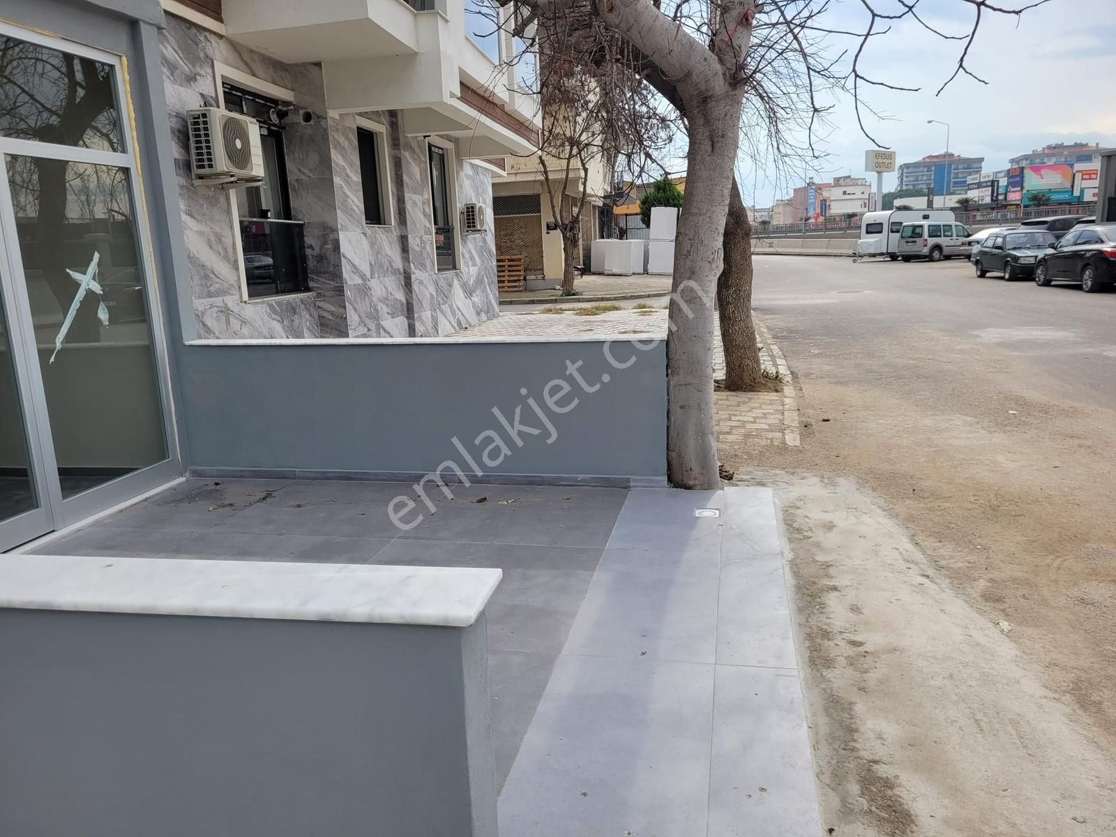 İzmir Çiğli Efesus Outlet Karşısı Tadilatlı 70 M2 Kiralık Dükkan - Görsel 17